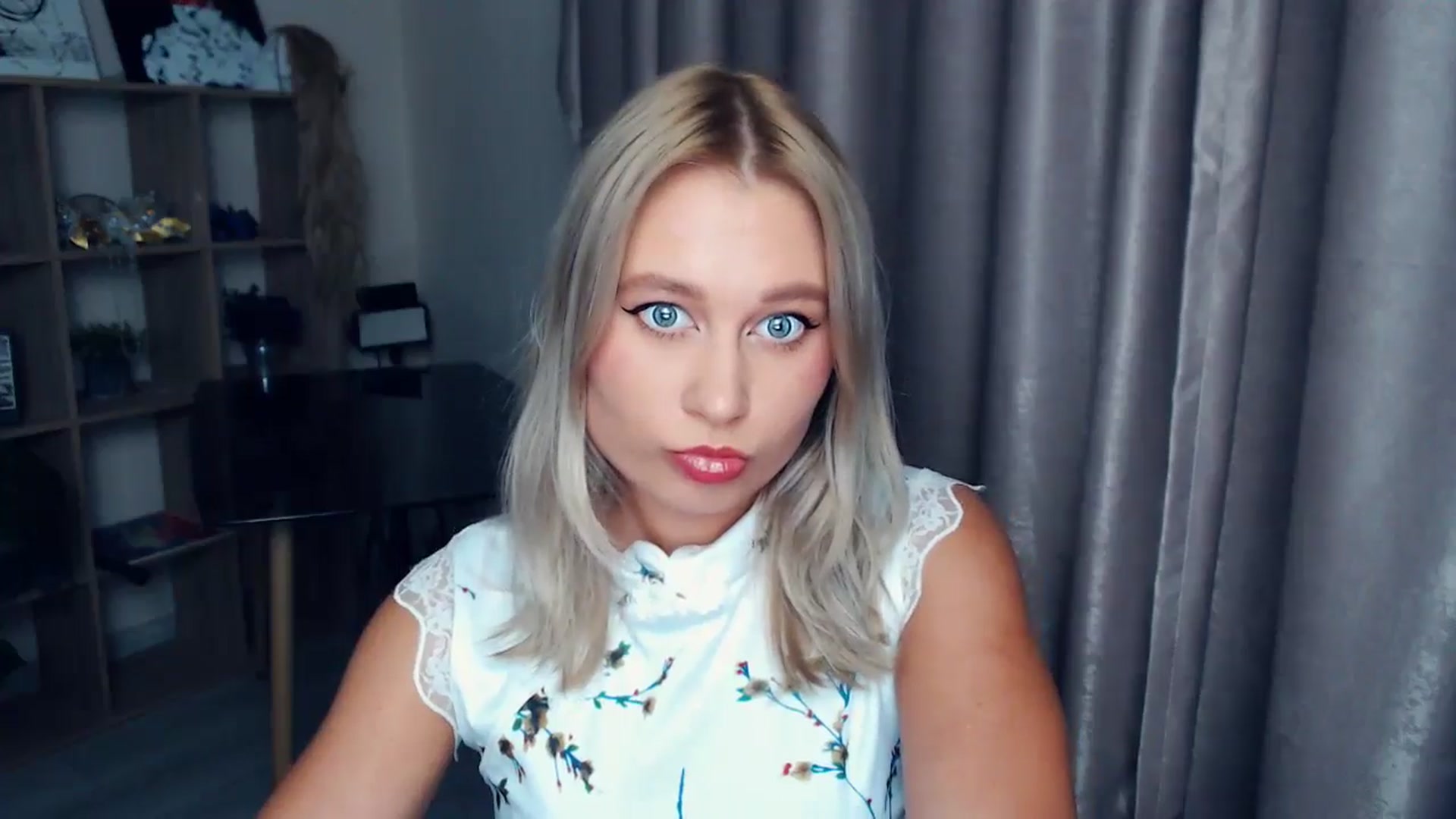 Gallery image thumbnail from Kukla_kolduna's myfreecams stream on, 11/13/2025, 18:39 image 5 of 20