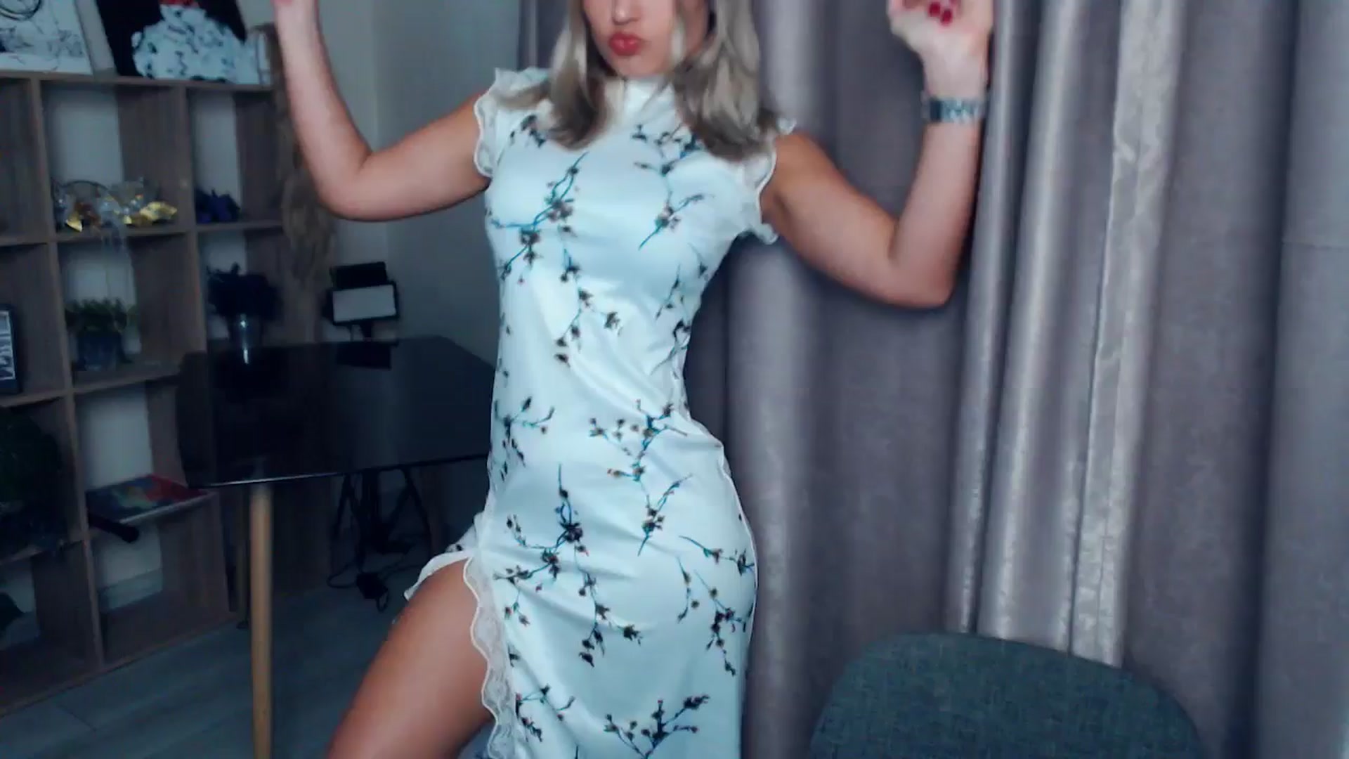 Gallery image thumbnail from Kukla_kolduna's myfreecams stream on, 11/13/2025, 18:39 image 10 of 20