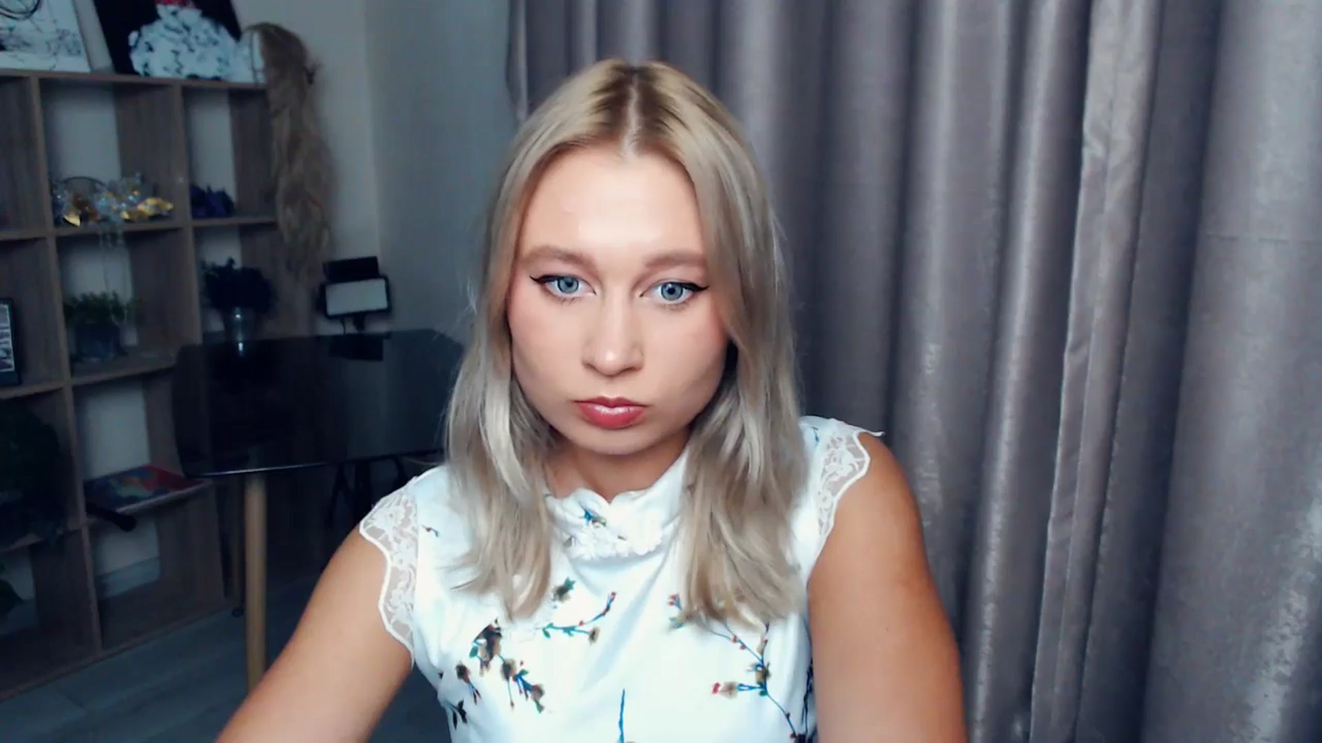 Gallery image thumbnail from Kukla_kolduna's myfreecams stream on, 11/13/2025, 18:39 image 4 of 20