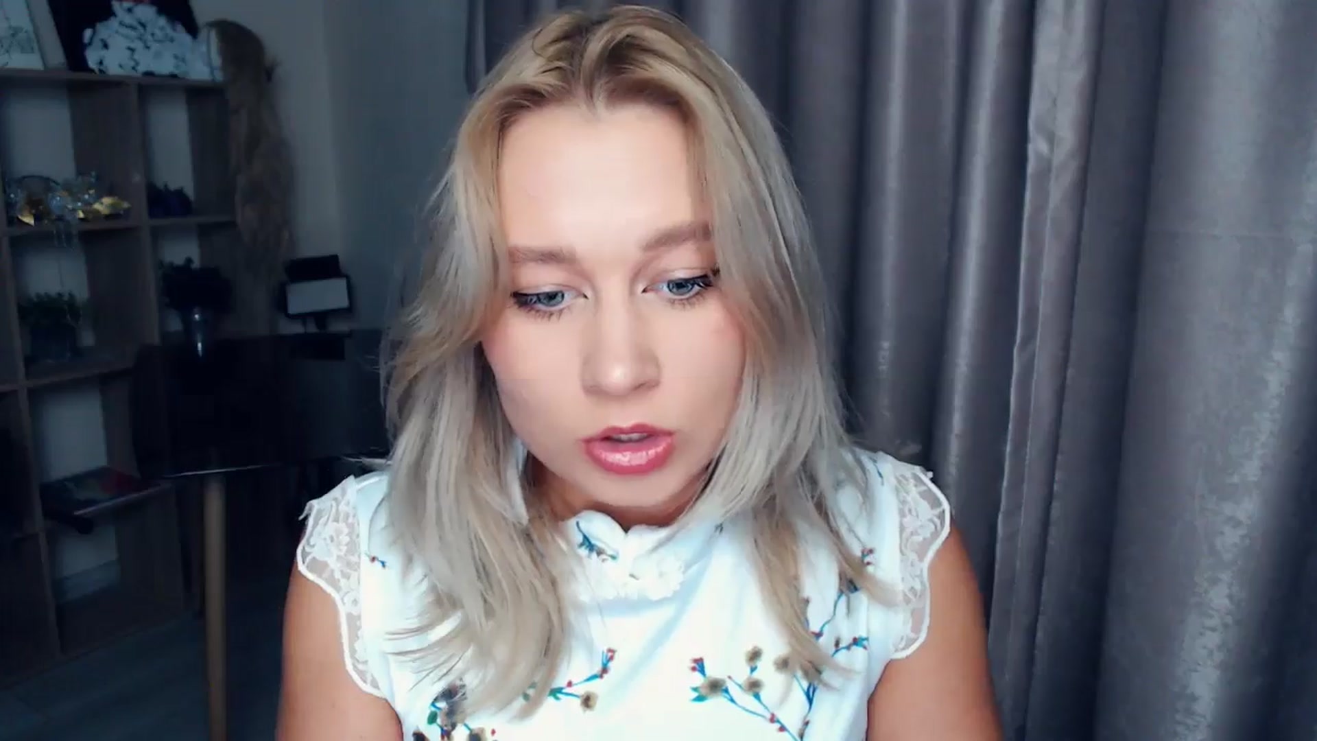 Gallery image thumbnail from Kukla_kolduna's myfreecams stream on, 11/13/2025, 19:07 image 15 of 20