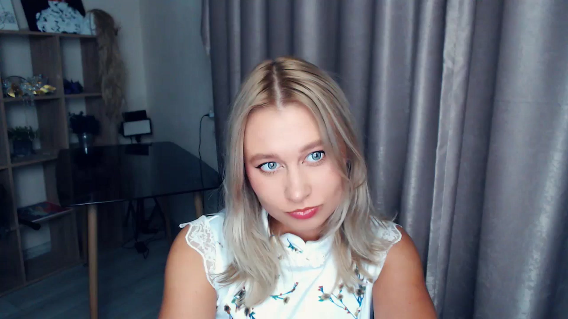 Gallery image thumbnail from Kukla_kolduna's myfreecams stream on, 11/13/2025, 19:07 image 5 of 20