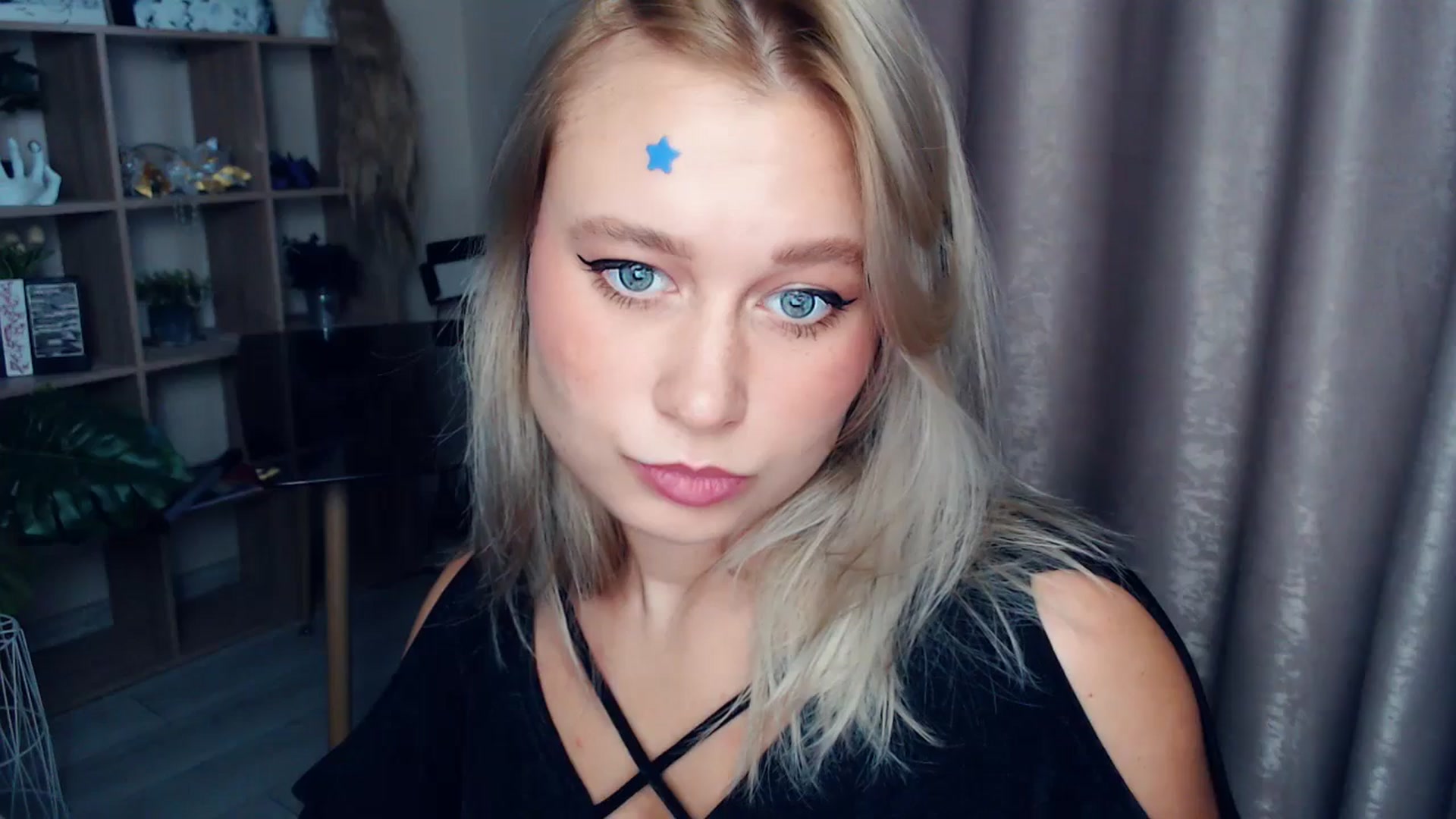Gallery image thumbnail from Kukla_kolduna's myfreecams stream on, 11/15/2025, 13:17 image 15 of 20
