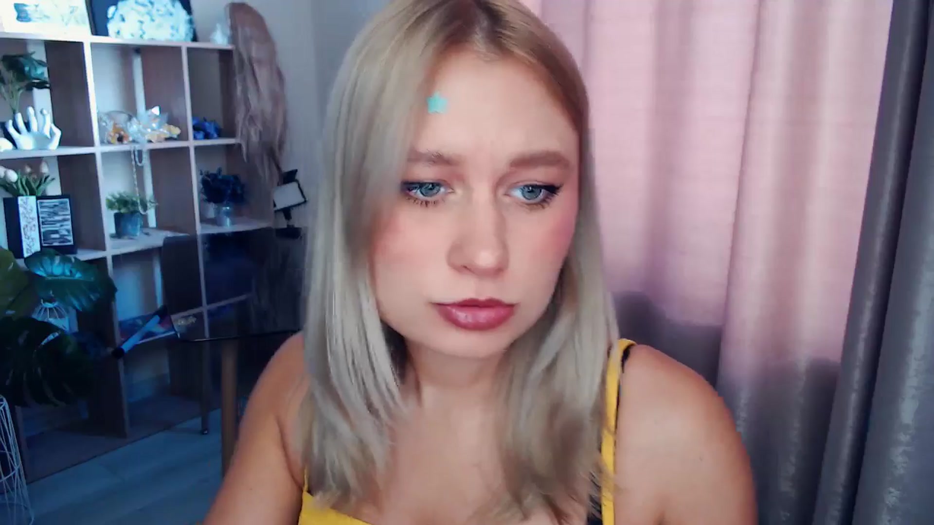 Gallery image thumbnail from Kukla_kolduna's myfreecams stream on, 11/16/2025, 08:58 image 10 of 20
