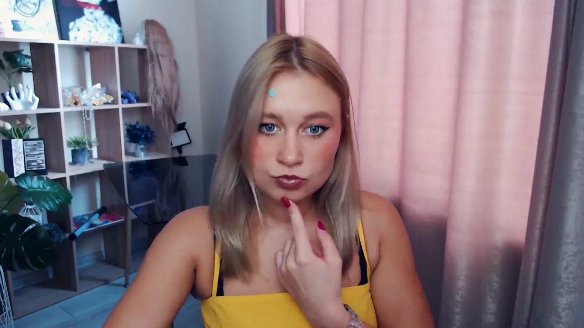 Gallery image thumbnail from Kukla_kolduna's myfreecams stream on, 11/16/2025, 11:44 image 3 of 20