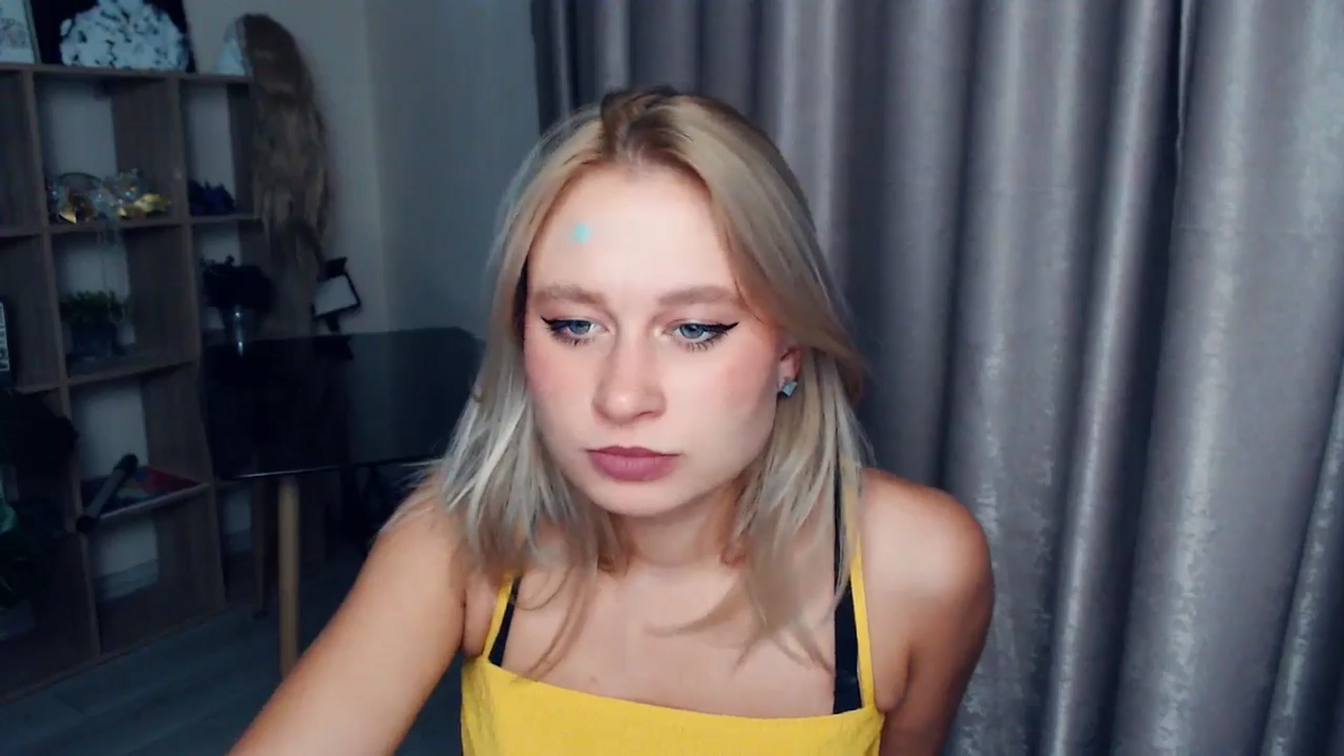 Gallery image thumbnail from Kukla_kolduna's myfreecams stream on, 11/16/2025, 17:36 image 9 of 20
