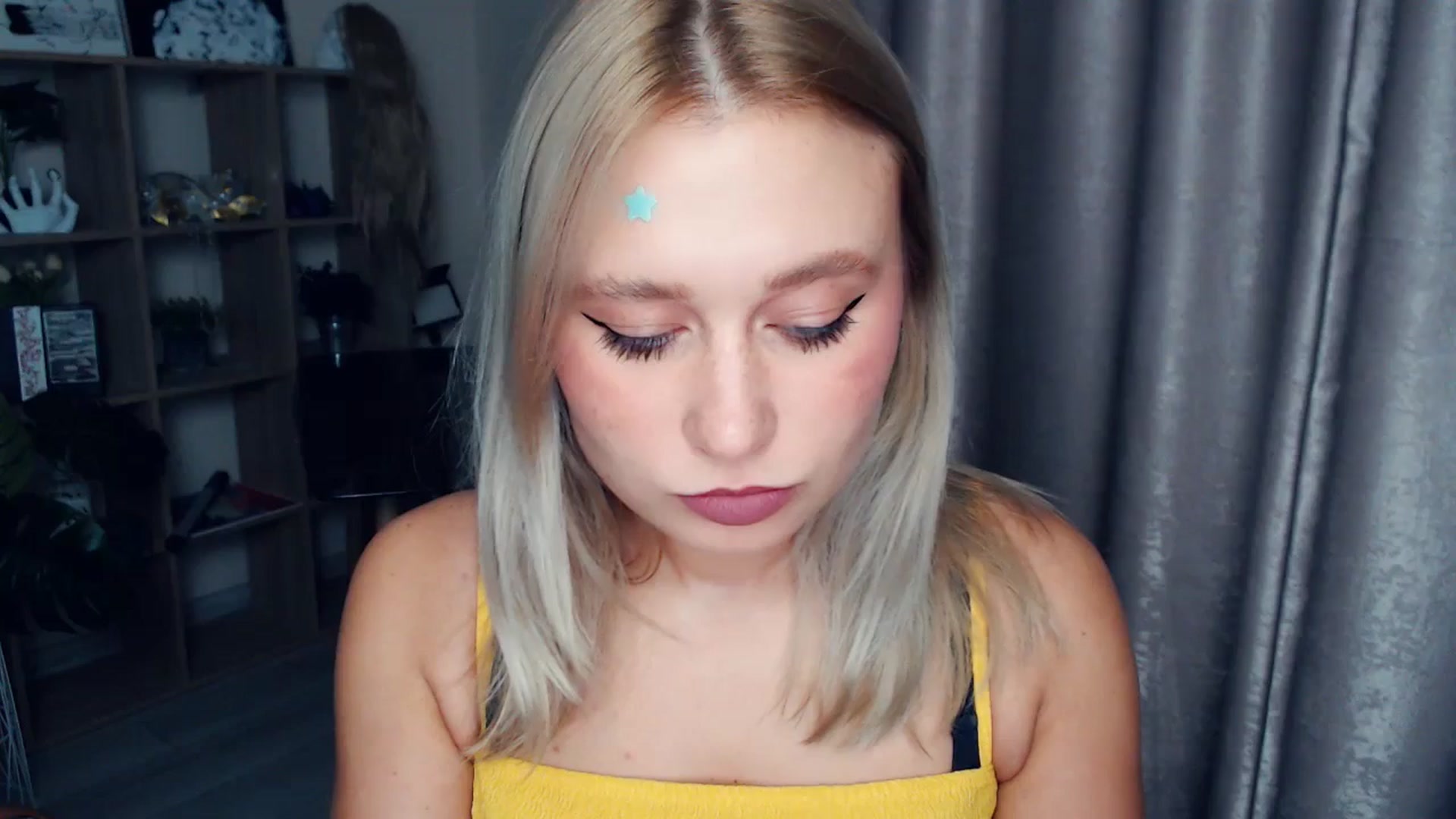 Gallery image thumbnail from Kukla_kolduna's myfreecams stream on, 11/16/2025, 17:36 image 1 of 20