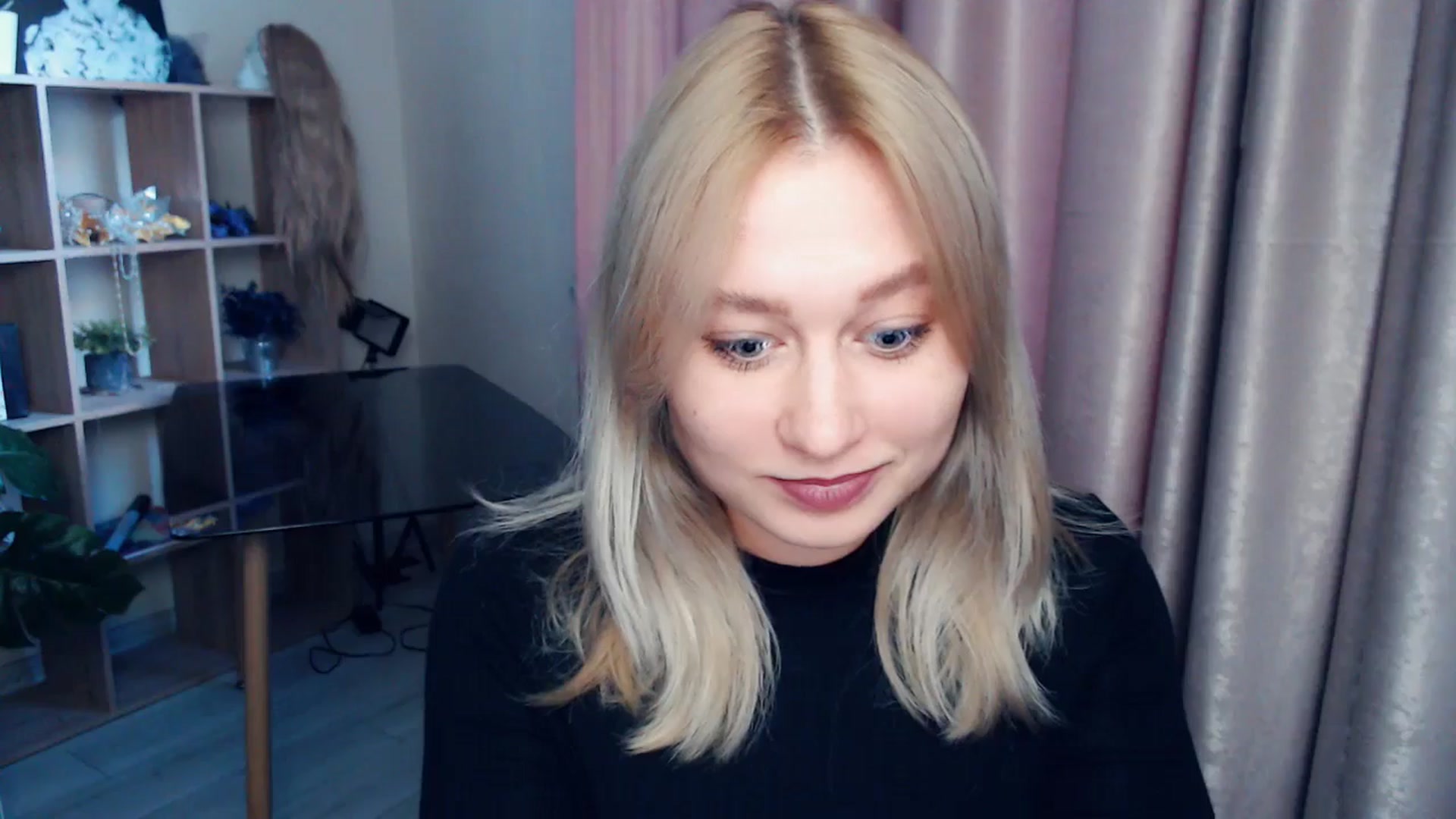 Gallery image thumbnail from Kukla_kolduna's myfreecams stream on, 11/19/2025, 14:06 image 11 of 20