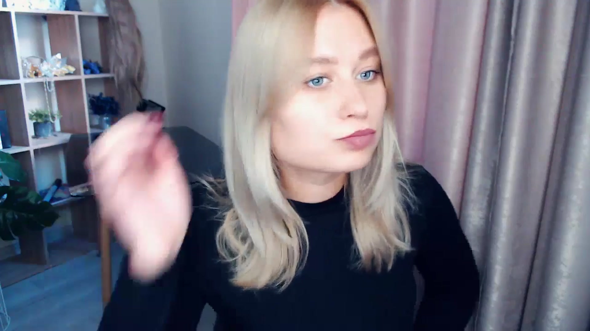 Gallery image thumbnail from Kukla_kolduna's myfreecams stream on, 11/19/2025, 14:06 image 2 of 20