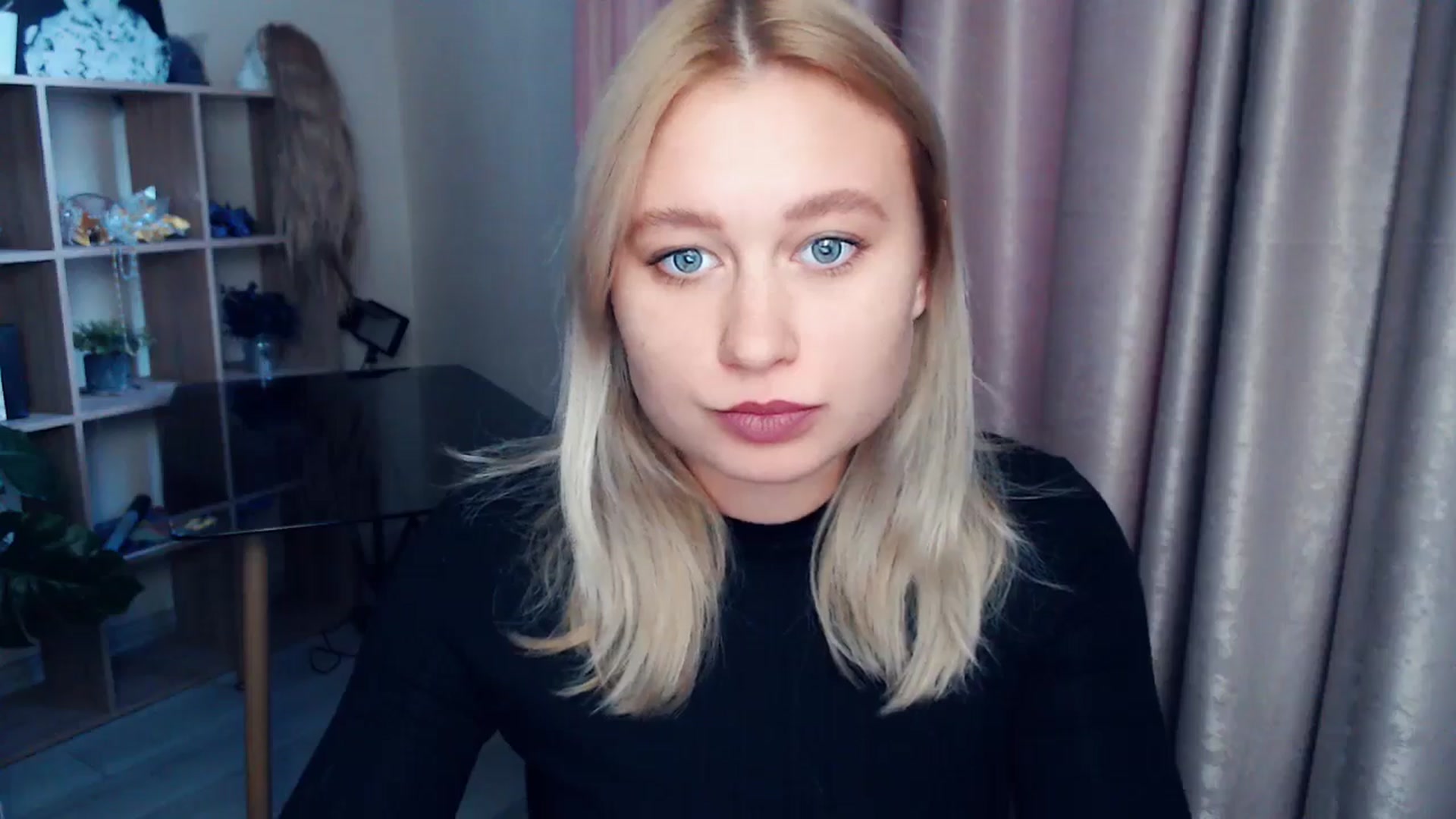 Gallery image thumbnail from Kukla_kolduna's myfreecams stream on, 11/19/2025, 14:06 image 14 of 20