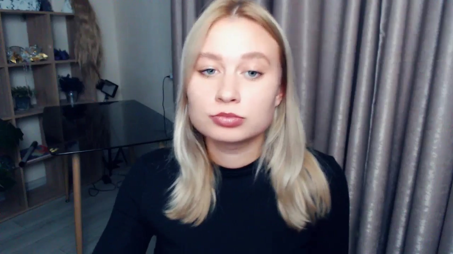 Gallery image thumbnail from Kukla_kolduna's myfreecams stream on, 11/19/2025, 15:40 image 16 of 20