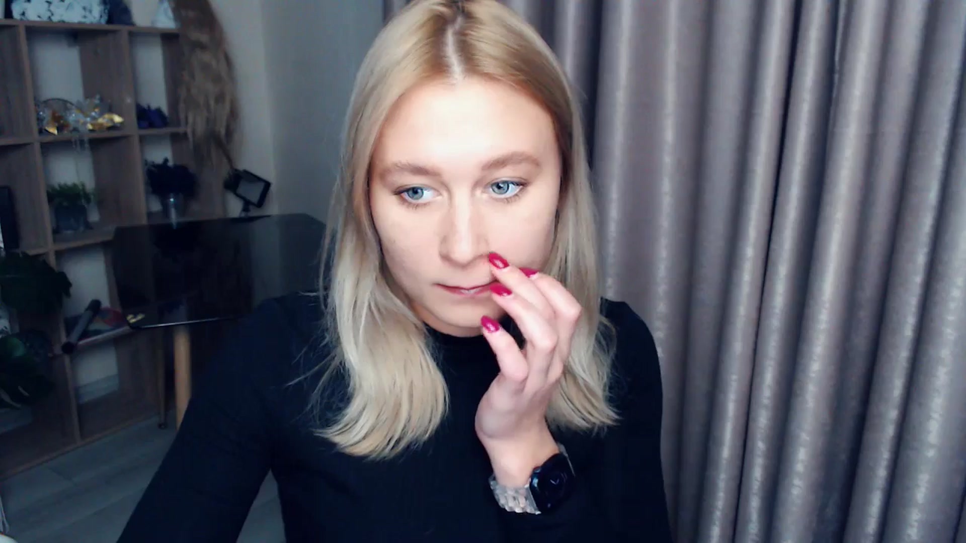 Gallery image thumbnail from Kukla_kolduna's myfreecams stream on, 11/19/2025, 15:40 image 7 of 20