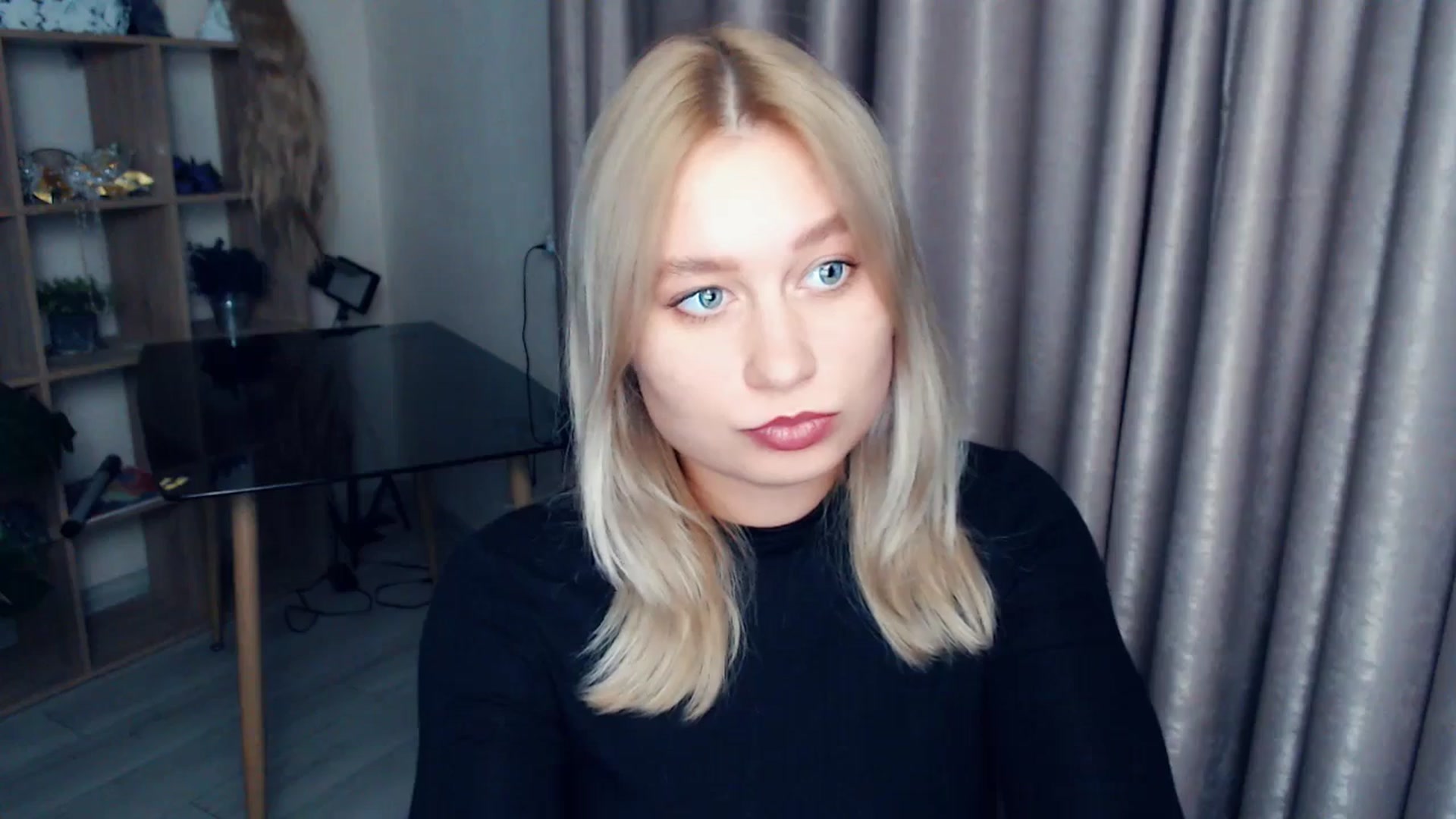 Gallery image thumbnail from Kukla_kolduna's myfreecams stream on, 11/19/2025, 15:40 image 15 of 20