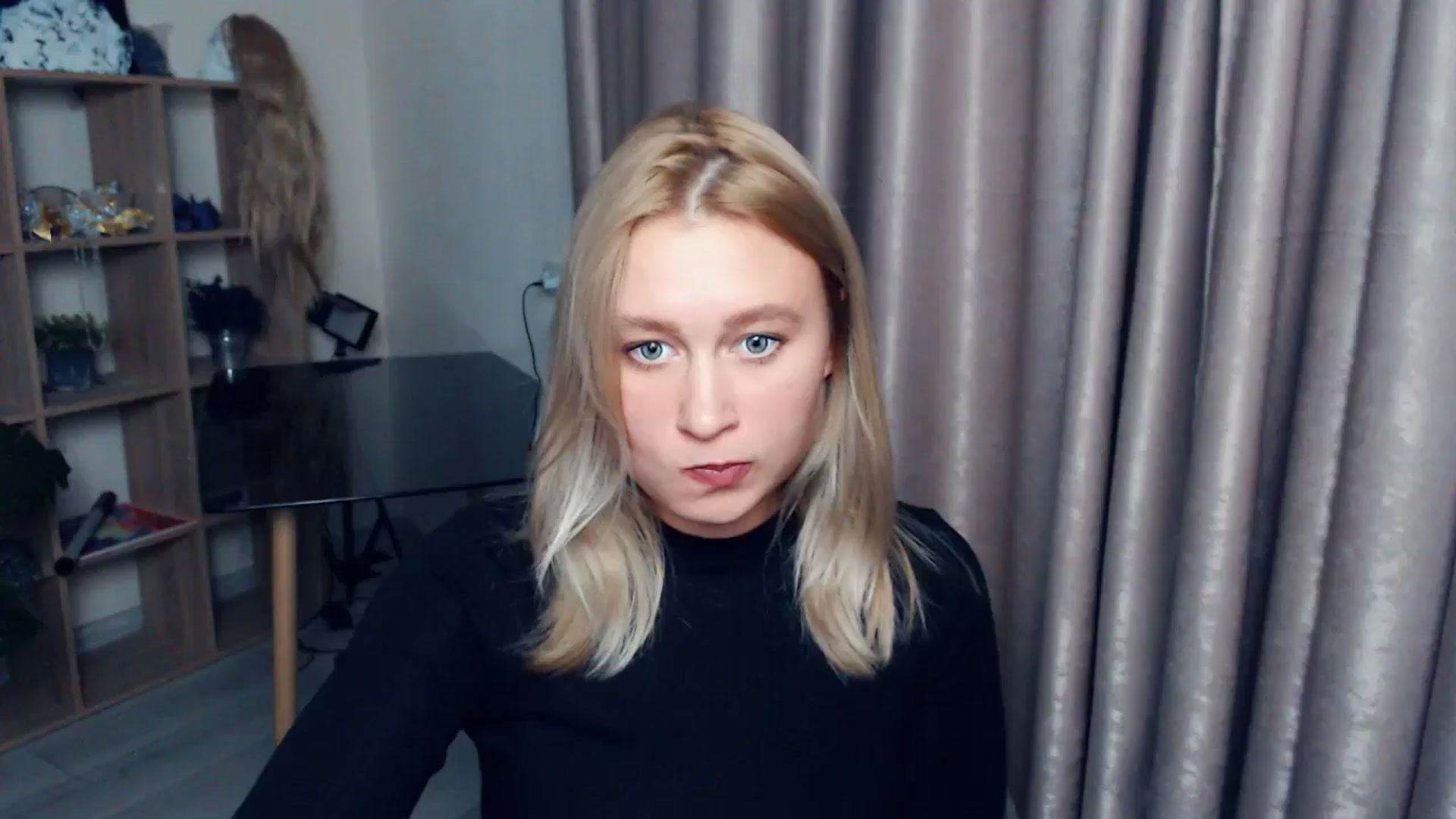Gallery image thumbnail from Kukla_kolduna's myfreecams stream on, 11/19/2025, 17:10 image 16 of 20