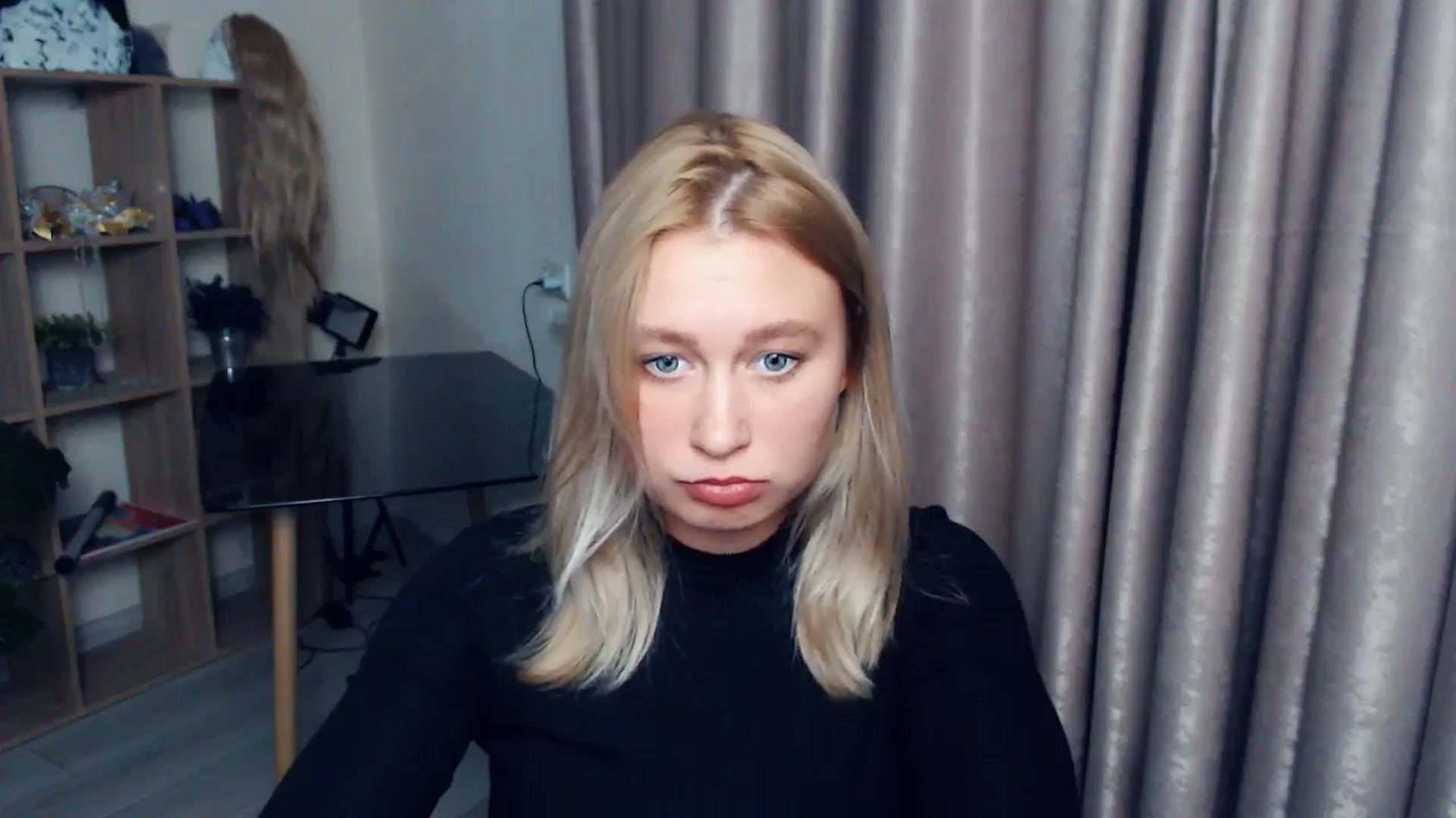 Gallery image thumbnail from Kukla_kolduna's myfreecams stream on, 11/19/2025, 17:10 image 19 of 20