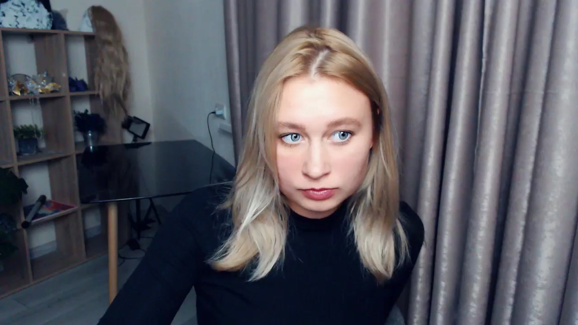 Gallery image thumbnail from Kukla_kolduna's myfreecams stream on, 11/19/2025, 17:10 image 12 of 20