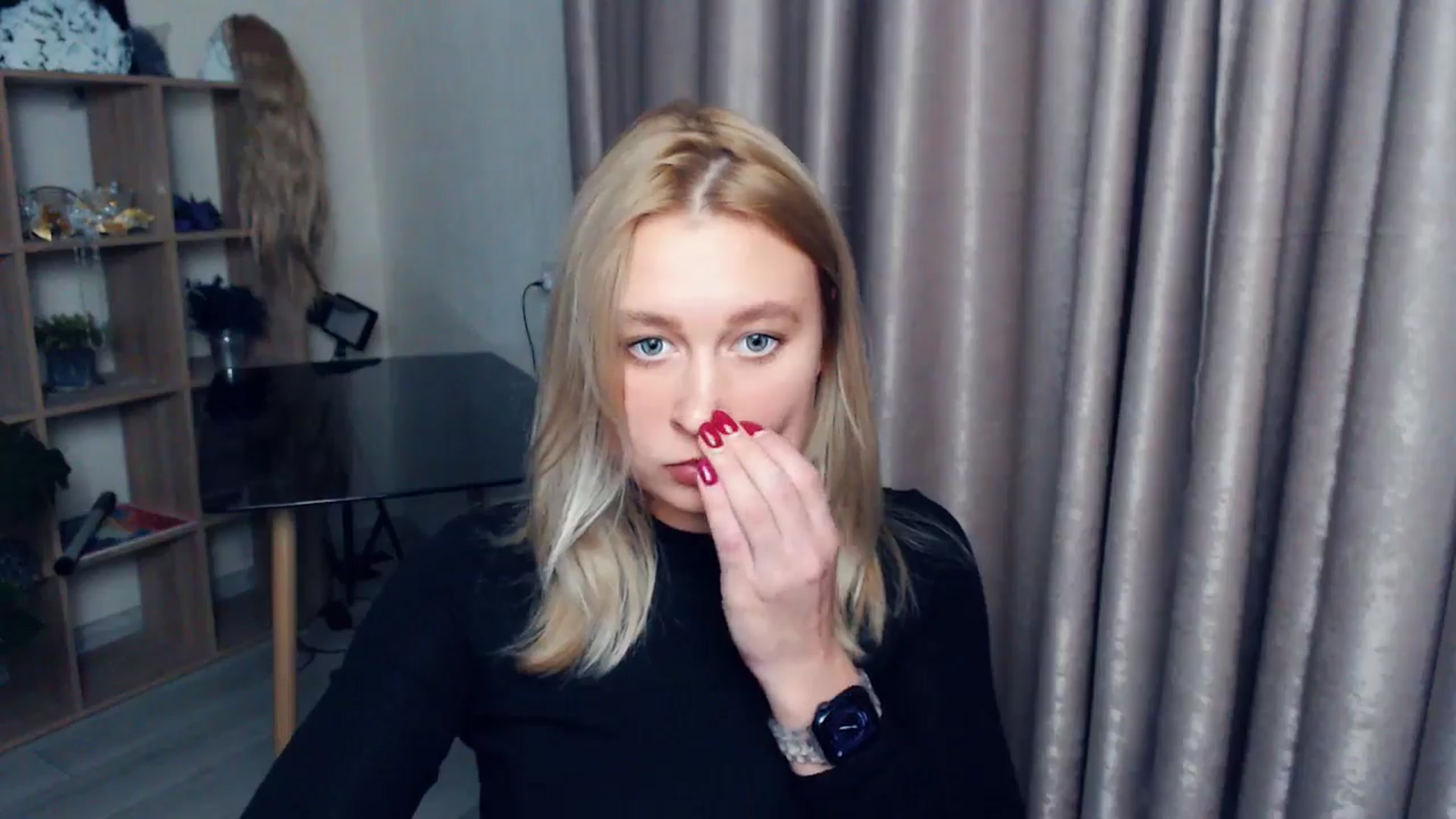 Gallery image thumbnail from Kukla_kolduna's myfreecams stream on, 11/19/2025, 17:10 image 18 of 20