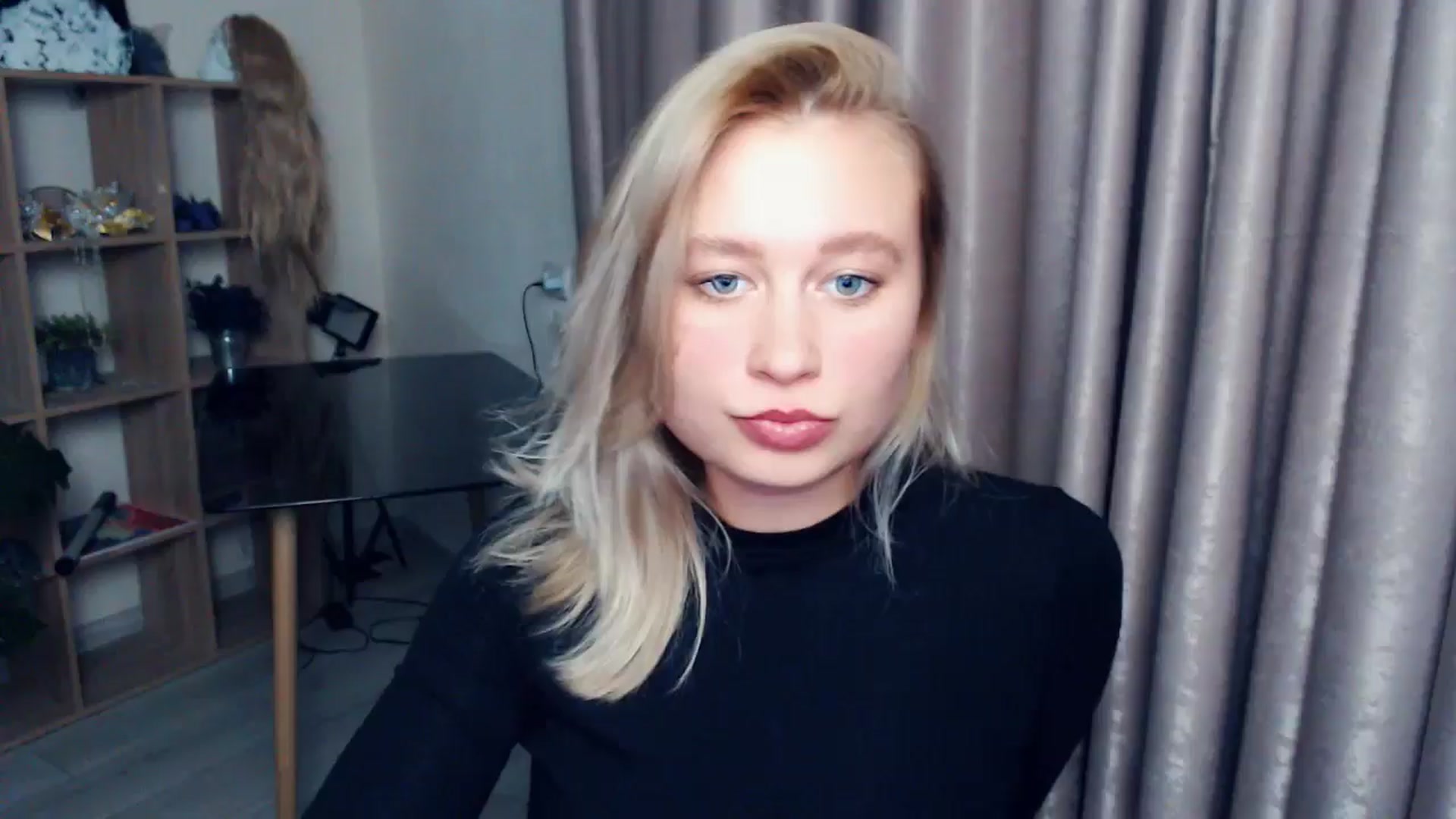 Gallery image thumbnail from Kukla_kolduna's myfreecams stream on, 11/19/2025, 18:11 image 1 of 20