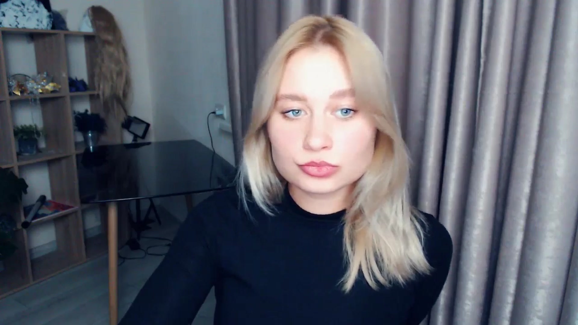 Gallery image thumbnail from Kukla_kolduna's myfreecams stream on, 11/19/2025, 18:11 image 5 of 20