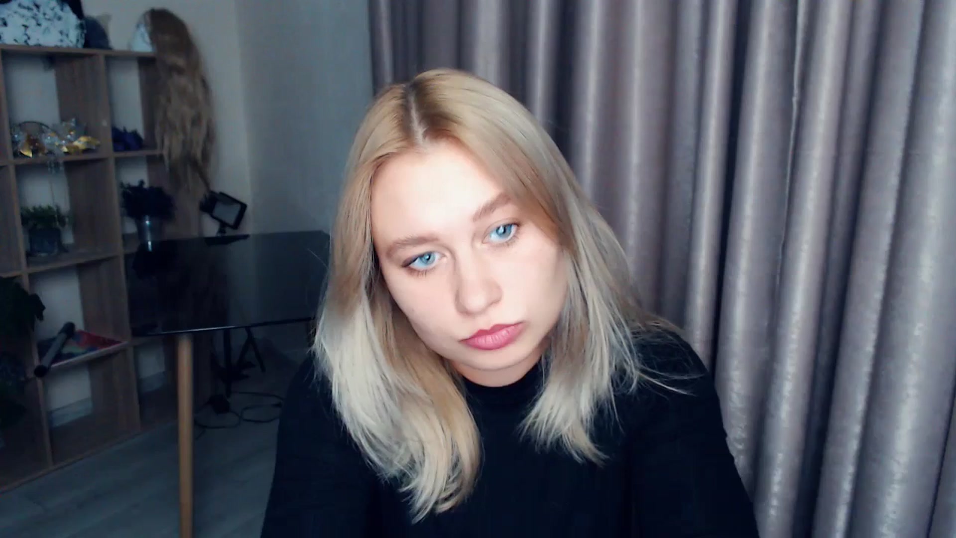 Gallery image thumbnail from Kukla_kolduna's myfreecams stream on, 11/19/2025, 18:55 image 20 of 20