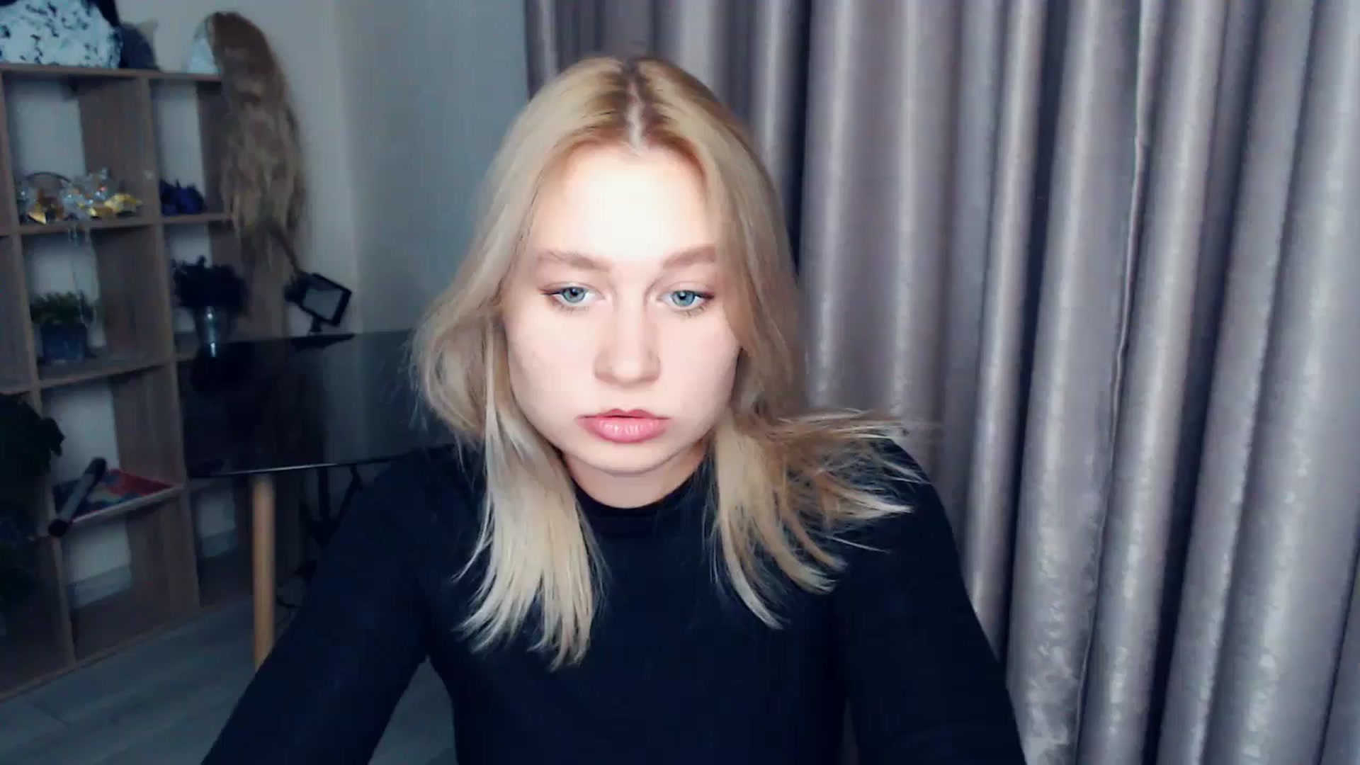 Gallery image thumbnail from Kukla_kolduna's myfreecams stream on, 11/19/2025, 18:55 image 12 of 20