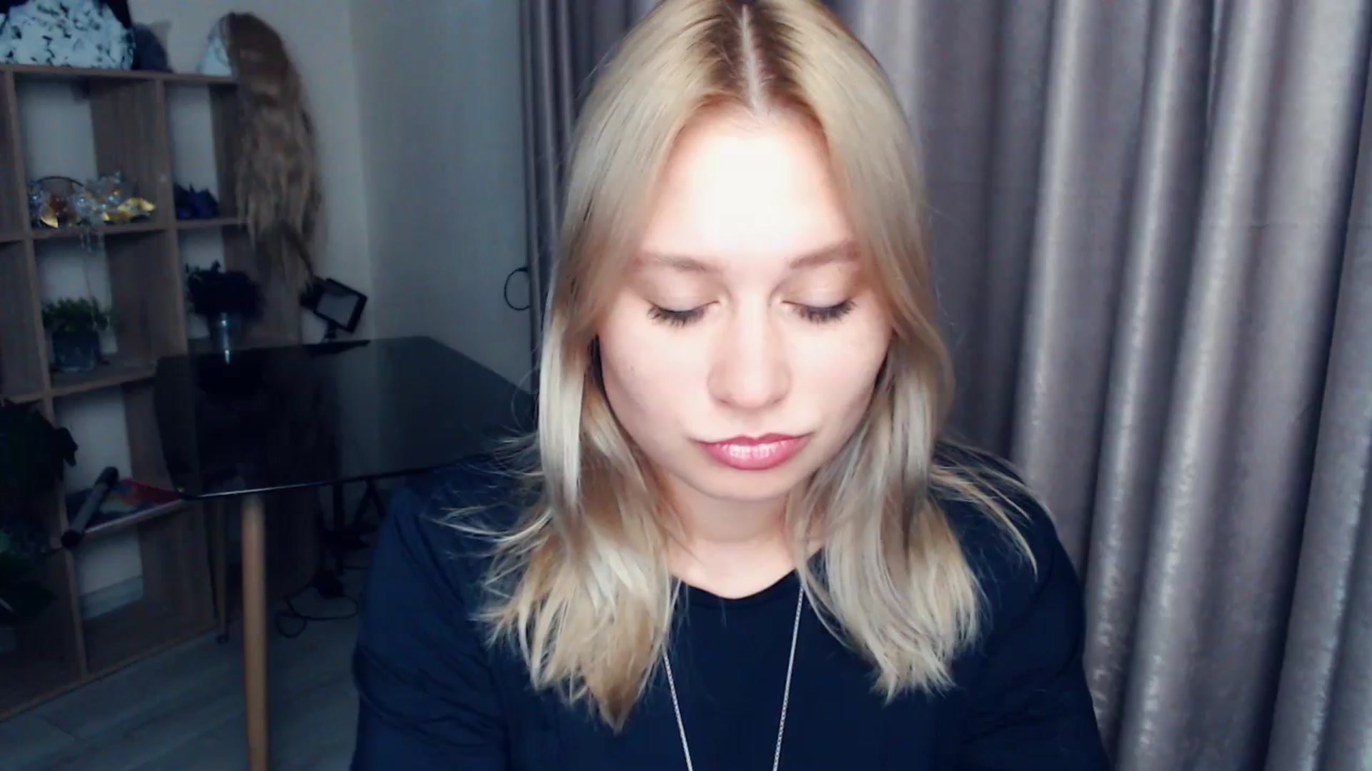 Gallery image thumbnail from Kukla_kolduna's myfreecams stream on, 11/20/2025, 18:19 image 1 of 20