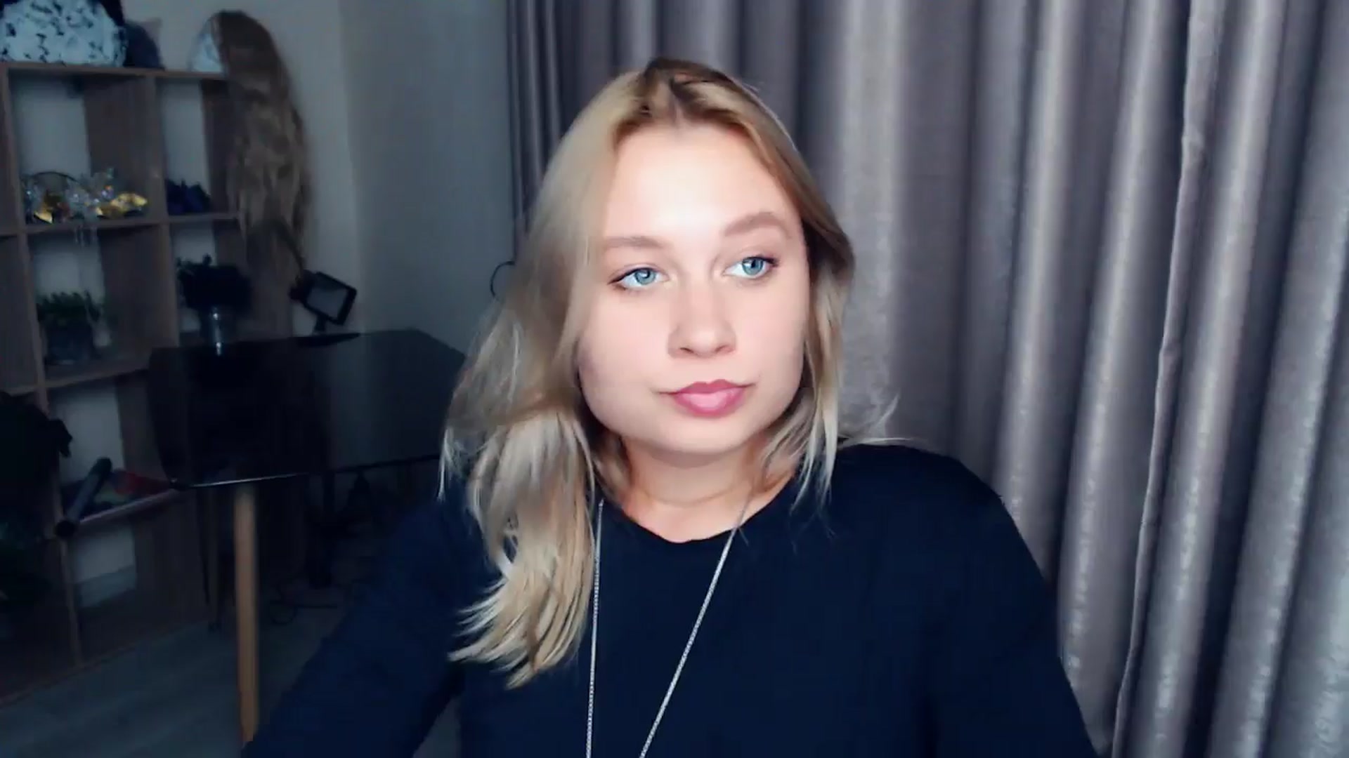 Gallery image thumbnail from Kukla_kolduna's myfreecams stream on, 11/20/2025, 18:19 image 16 of 20