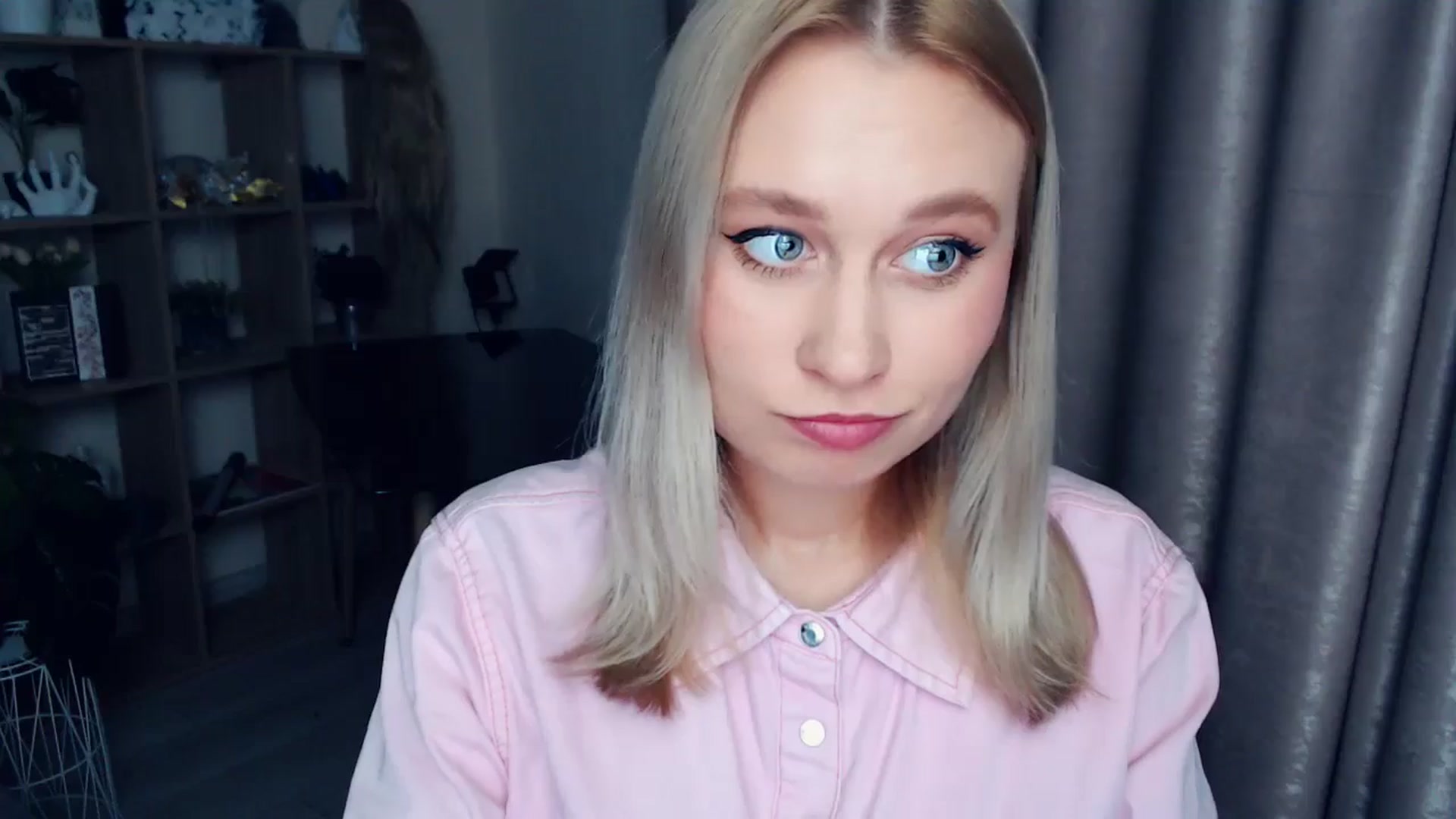 Gallery image thumbnail from Kukla_kolduna's myfreecams stream on, 11/22/2025, 15:50 image 11 of 20