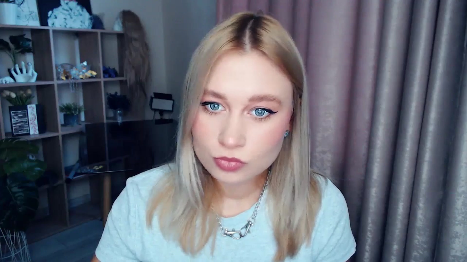 Gallery image thumbnail from Kukla_kolduna's myfreecams stream on, 11/23/2025, 08:16 image 20 of 20