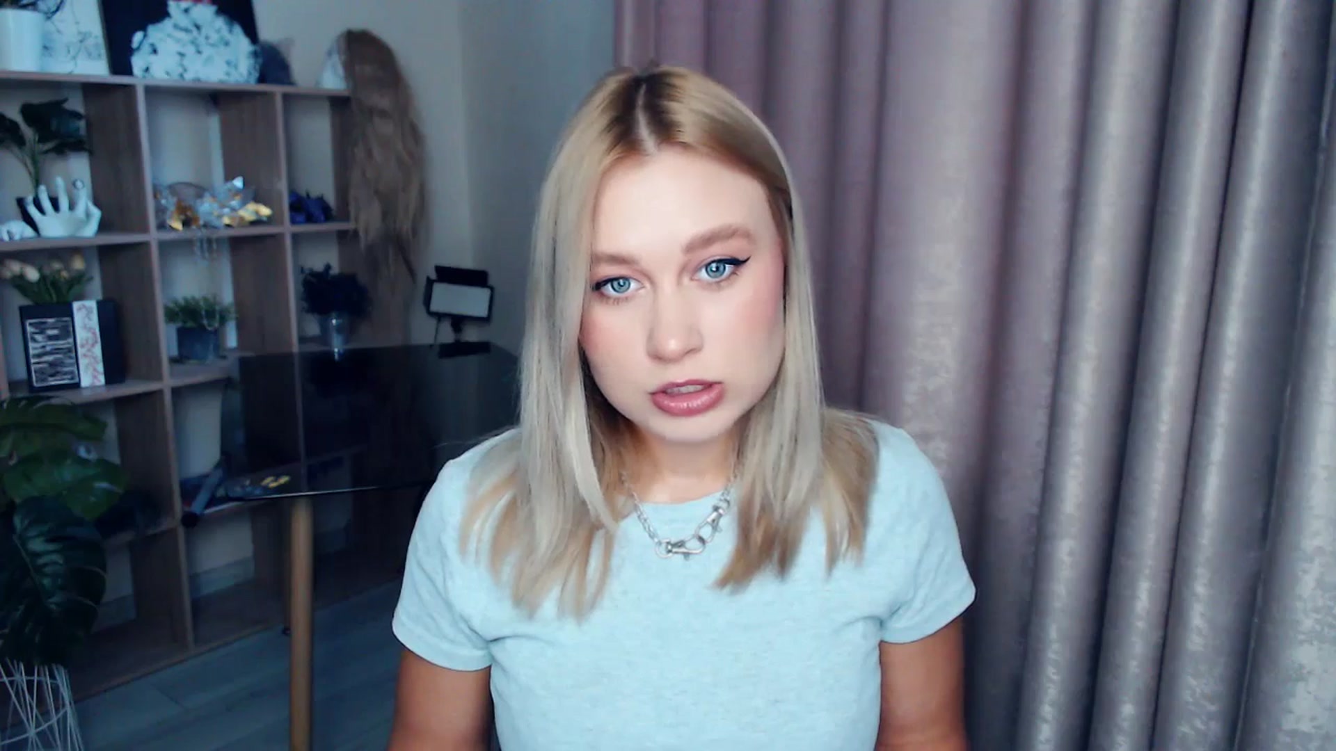 Gallery image thumbnail from Kukla_kolduna's myfreecams stream on, 11/23/2025, 08:16 image 11 of 20