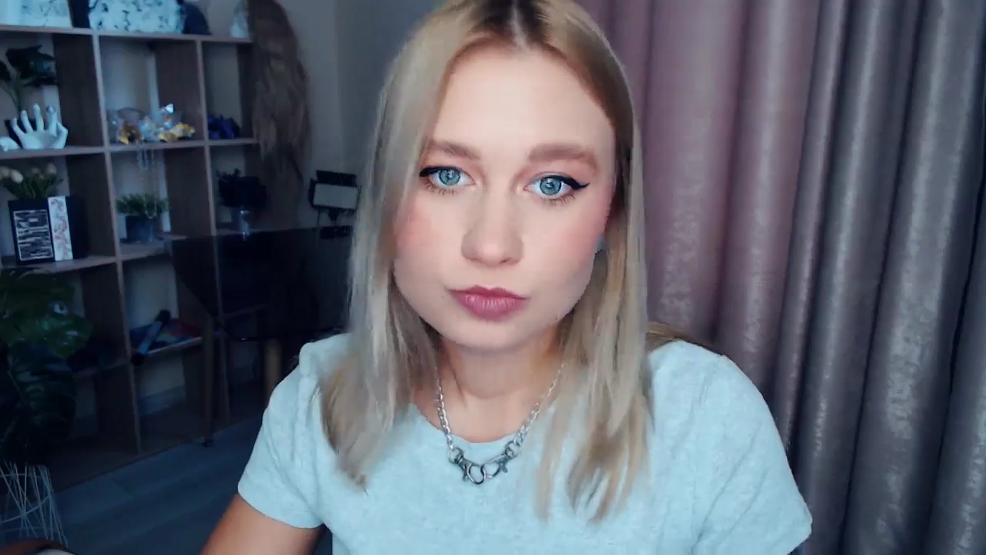 Gallery image thumbnail from Kukla_kolduna's myfreecams stream on, 11/23/2025, 09:47 image 4 of 20