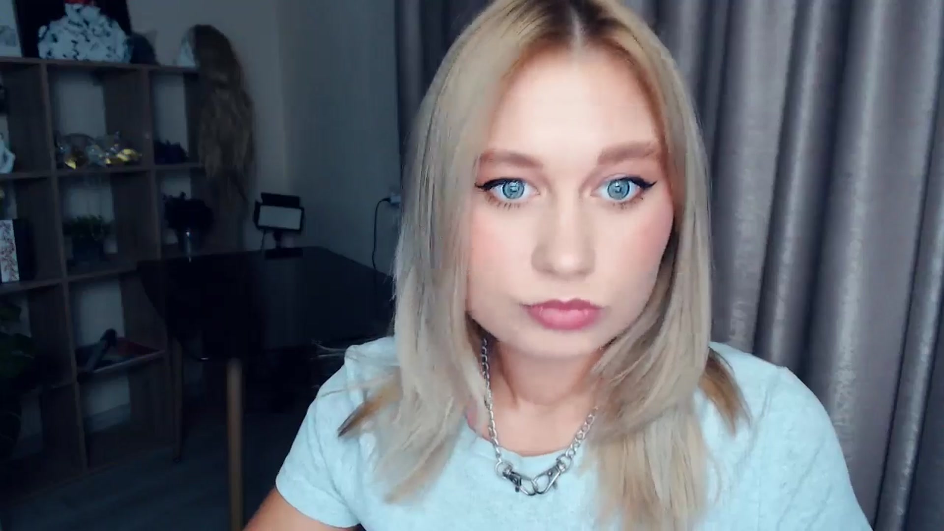 Gallery image thumbnail from Kukla_kolduna's myfreecams stream on, 11/23/2025, 15:19 image 8 of 20