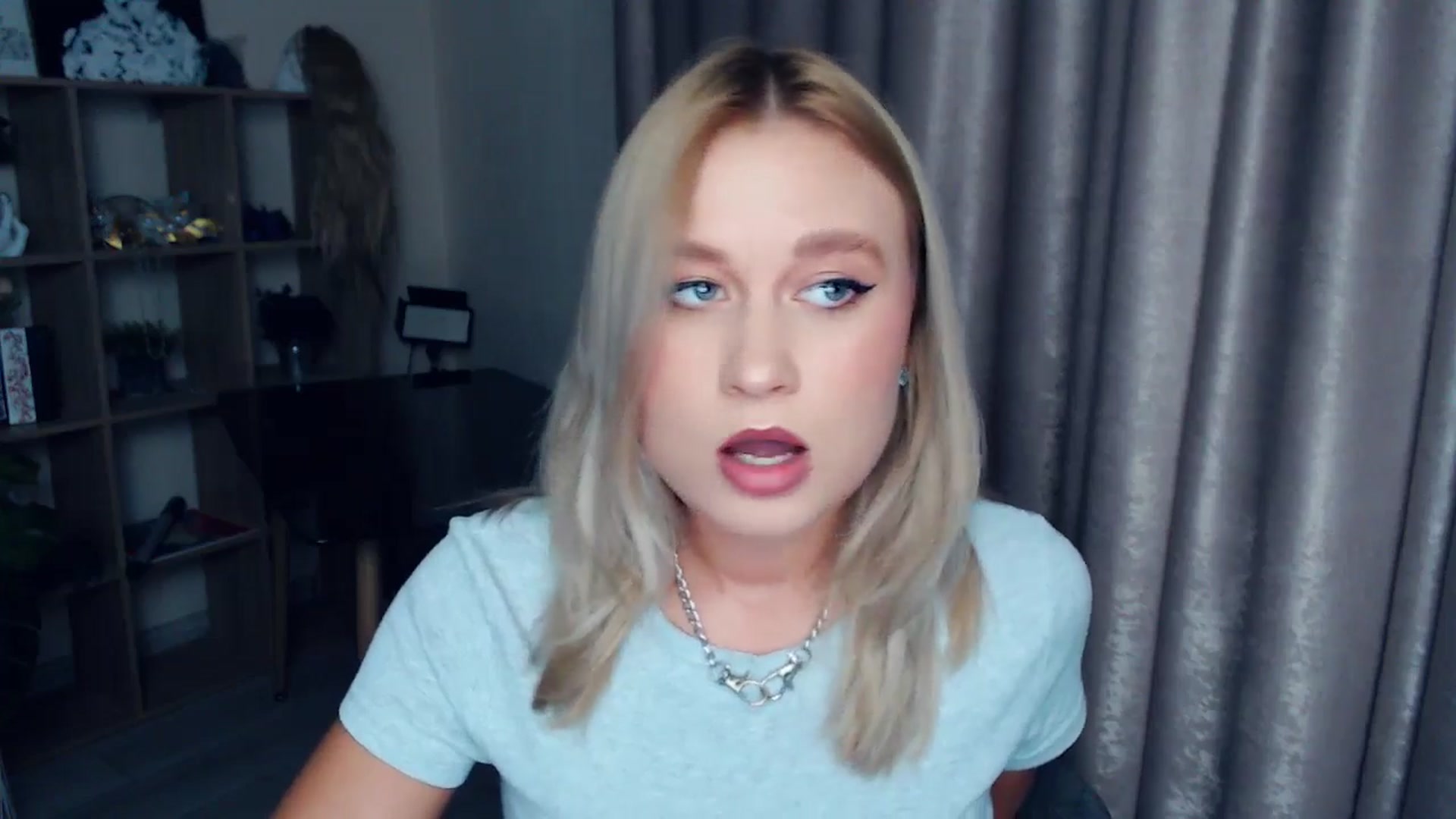 Gallery image thumbnail from Kukla_kolduna's myfreecams stream on, 11/23/2025, 15:19 image 4 of 20