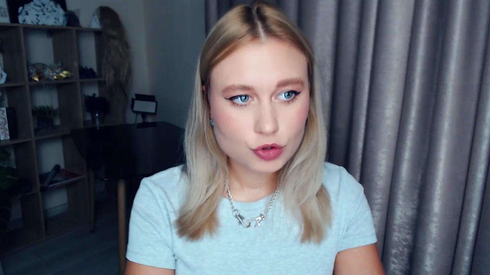 Gallery image thumbnail from Kukla_kolduna's myfreecams stream on, 11/23/2025, 15:55 image 7 of 20