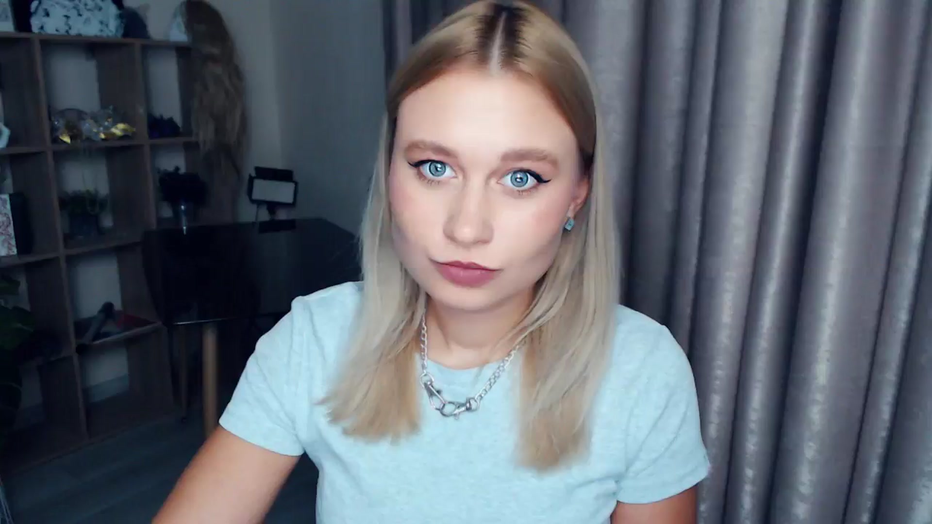 Gallery image thumbnail from Kukla_kolduna's myfreecams stream on, 11/23/2025, 18:45 image 1 of 20