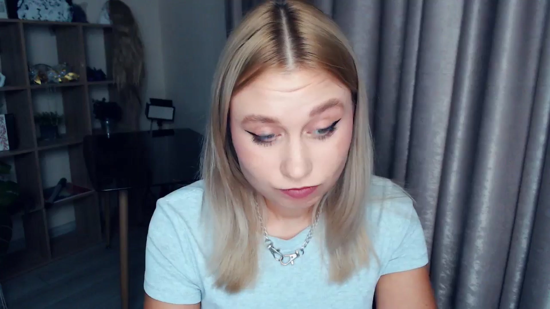 Gallery image thumbnail from Kukla_kolduna's myfreecams stream on, 11/23/2025, 18:45 image 8 of 20