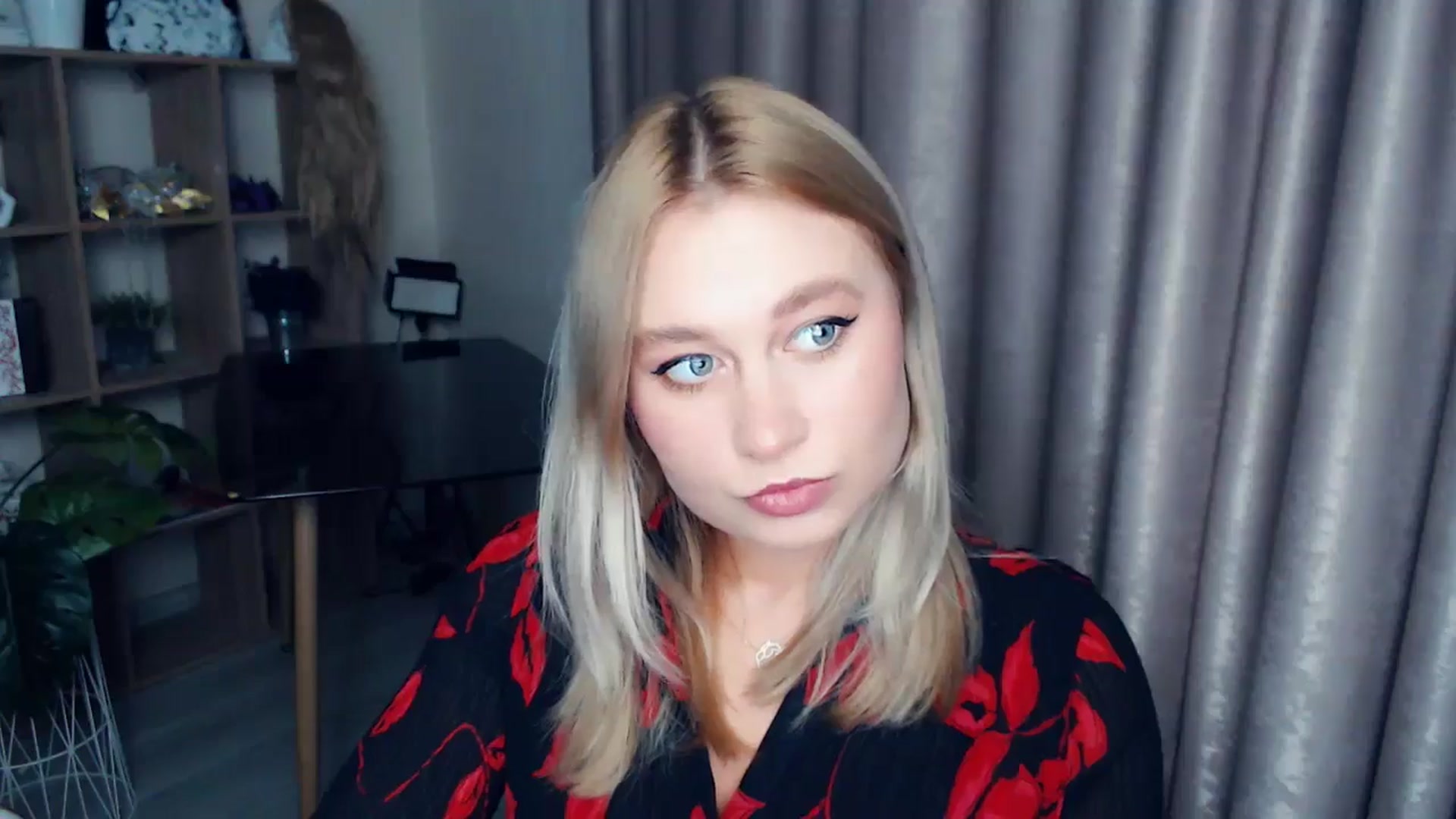 Gallery image thumbnail from Kukla_kolduna's myfreecams stream on, 11/26/2025, 16:37 image 9 of 20