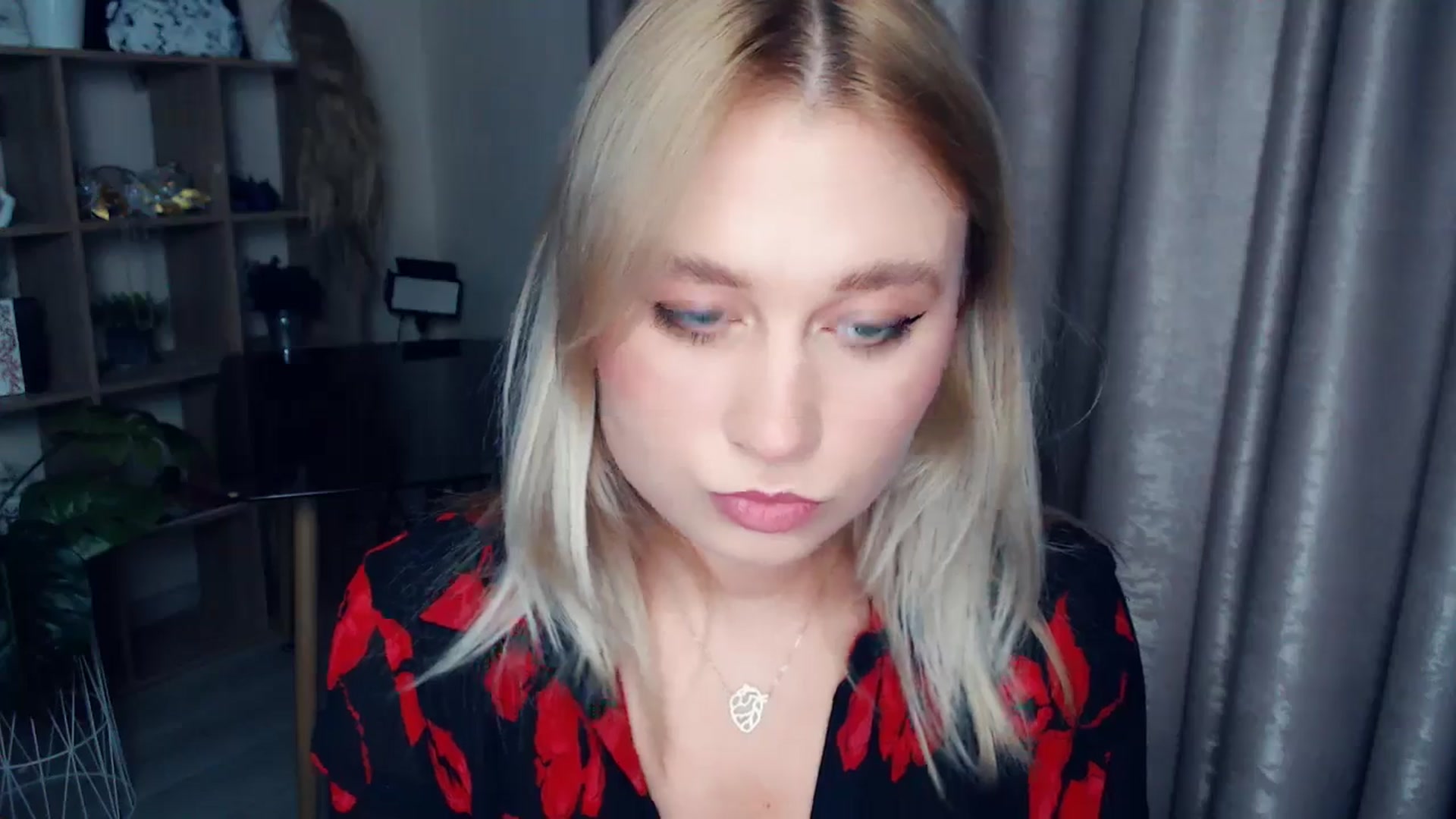 Gallery image thumbnail from Kukla_kolduna's myfreecams stream on, 11/26/2025, 16:37 image 20 of 20