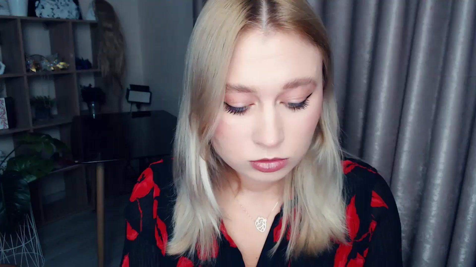 Gallery image thumbnail from Kukla_kolduna's myfreecams stream on, 11/26/2025, 16:37 image 1 of 20