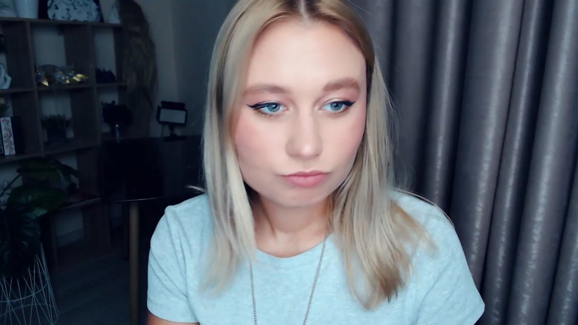 Gallery image thumbnail from Kukla_kolduna's myfreecams stream on, 11/27/2025, 17:21 image 1 of 20