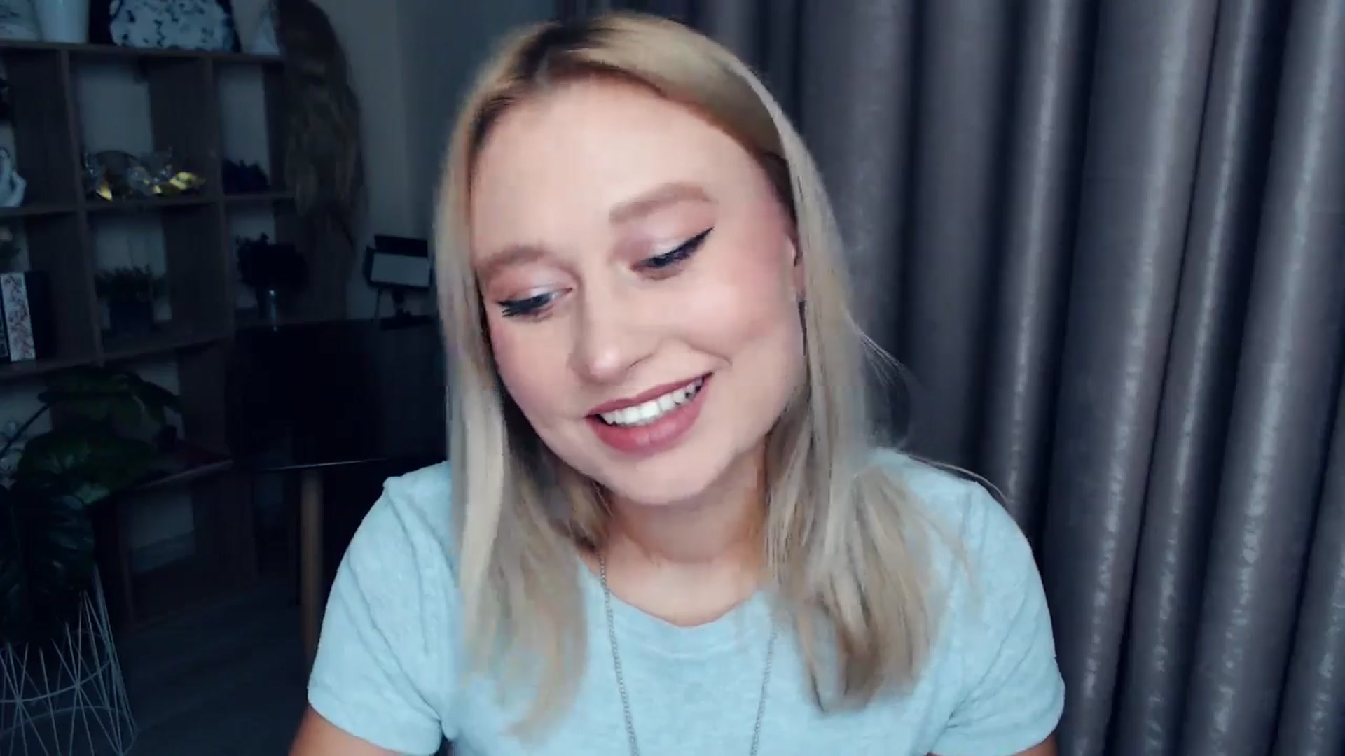 Gallery image thumbnail from Kukla_kolduna's myfreecams stream on, 11/27/2025, 17:21 image 6 of 20