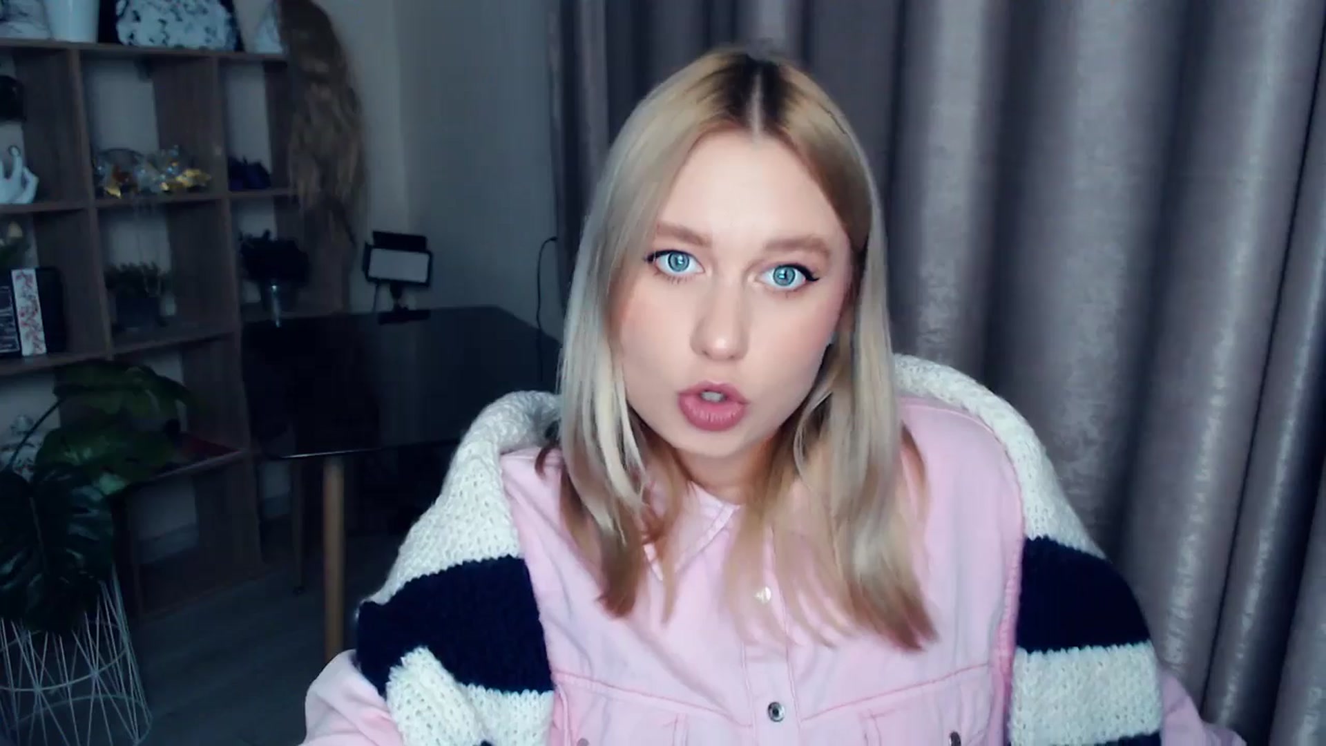 Gallery image thumbnail from Kukla_kolduna's myfreecams stream on, 11/29/2025, 17:09 image 19 of 20