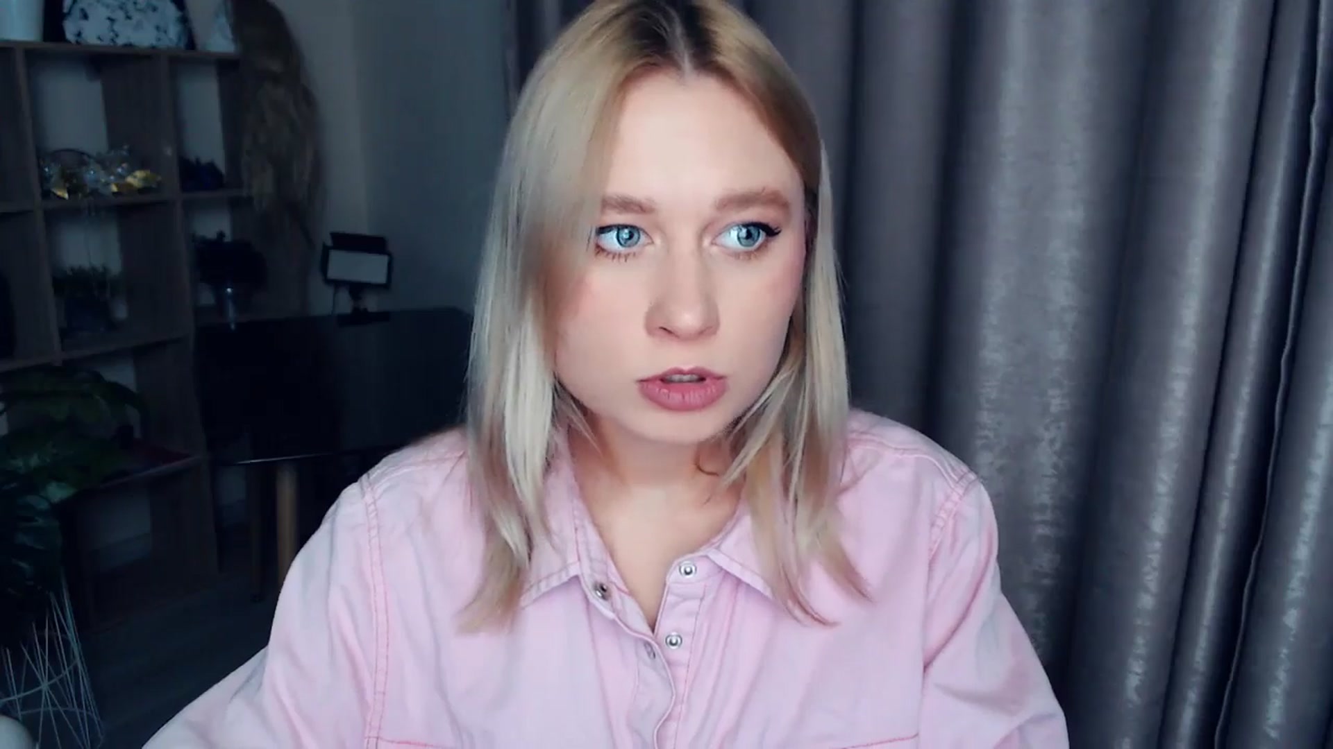 Gallery image thumbnail from Kukla_kolduna's myfreecams stream on, 11/30/2025, 02:44 image 13 of 20