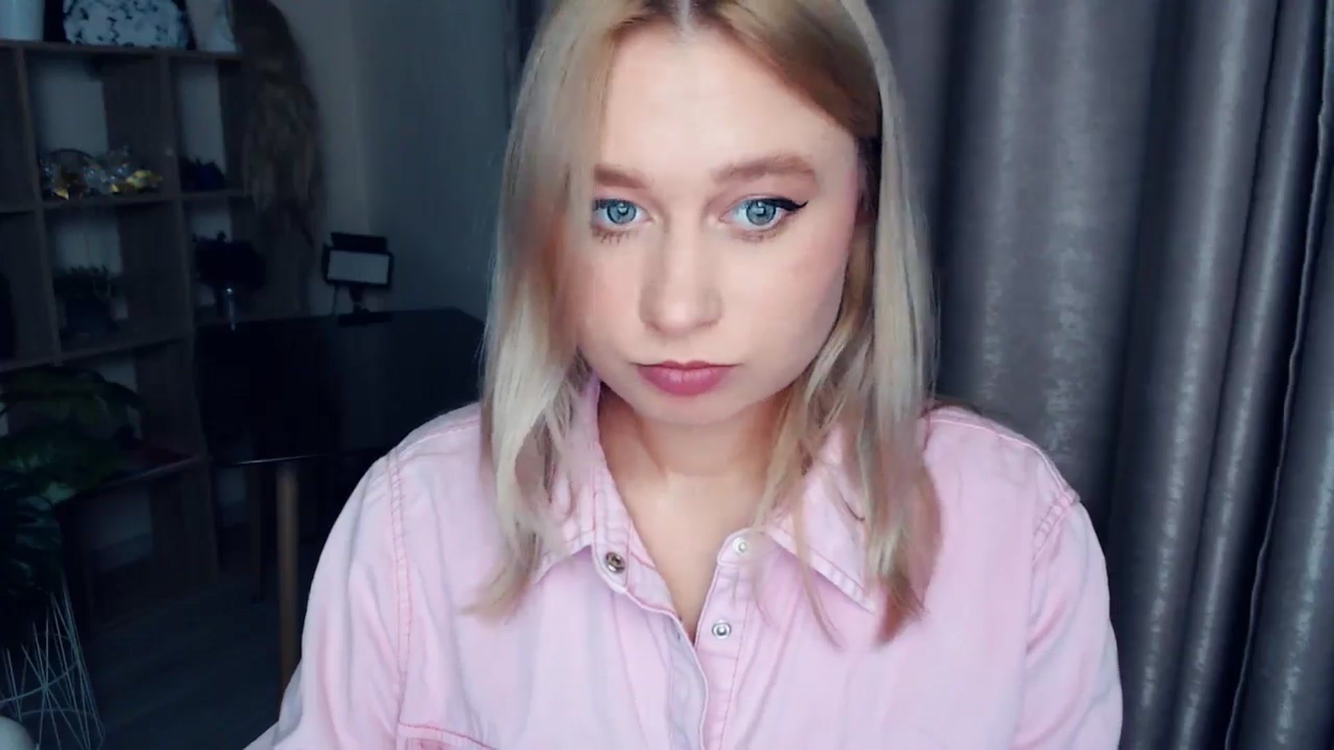 Gallery image thumbnail from Kukla_kolduna's myfreecams stream on, 11/30/2025, 02:44 image 7 of 20