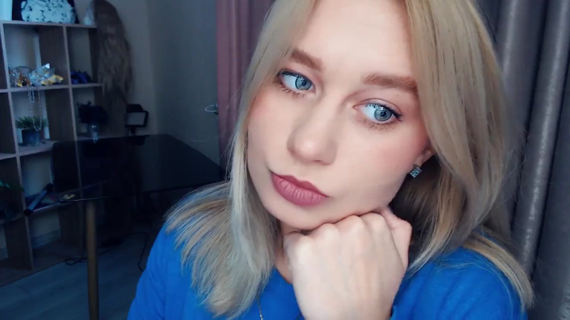 Gallery image thumbnail from Kukla_kolduna's myfreecams stream on, 11/30/2025, 09:40 image 15 of 20