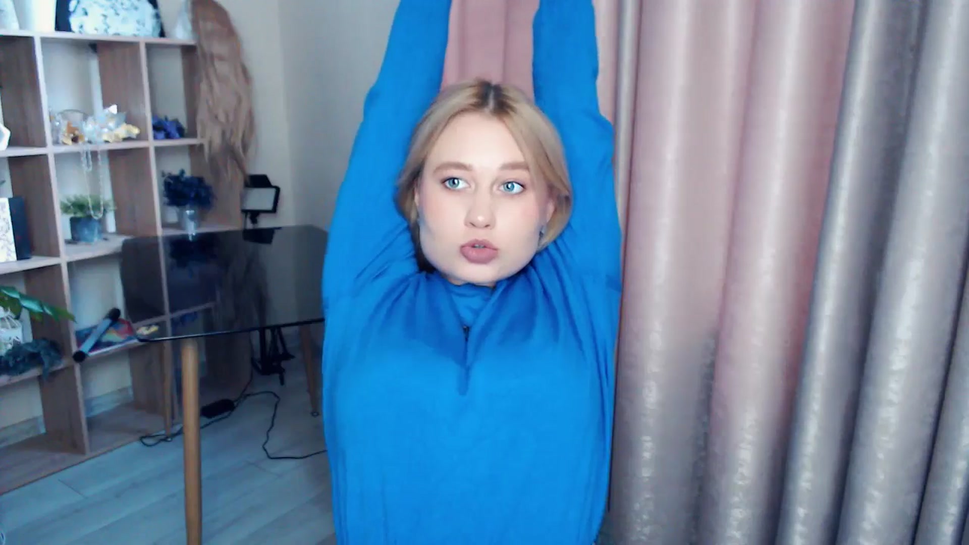 Gallery image thumbnail from Kukla_kolduna's myfreecams stream on, 11/30/2025, 09:40 image 9 of 20