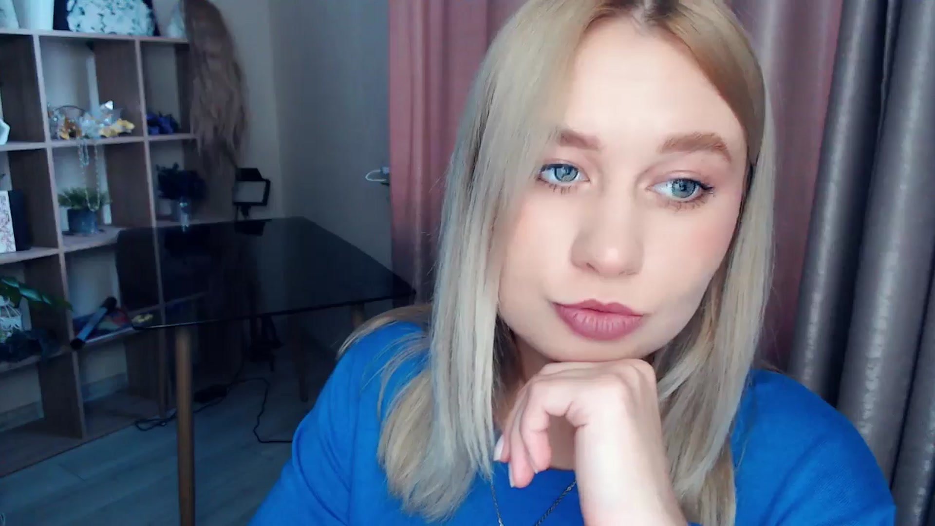 Gallery image thumbnail from Kukla_kolduna's myfreecams stream on, 11/30/2025, 09:40 image 7 of 20