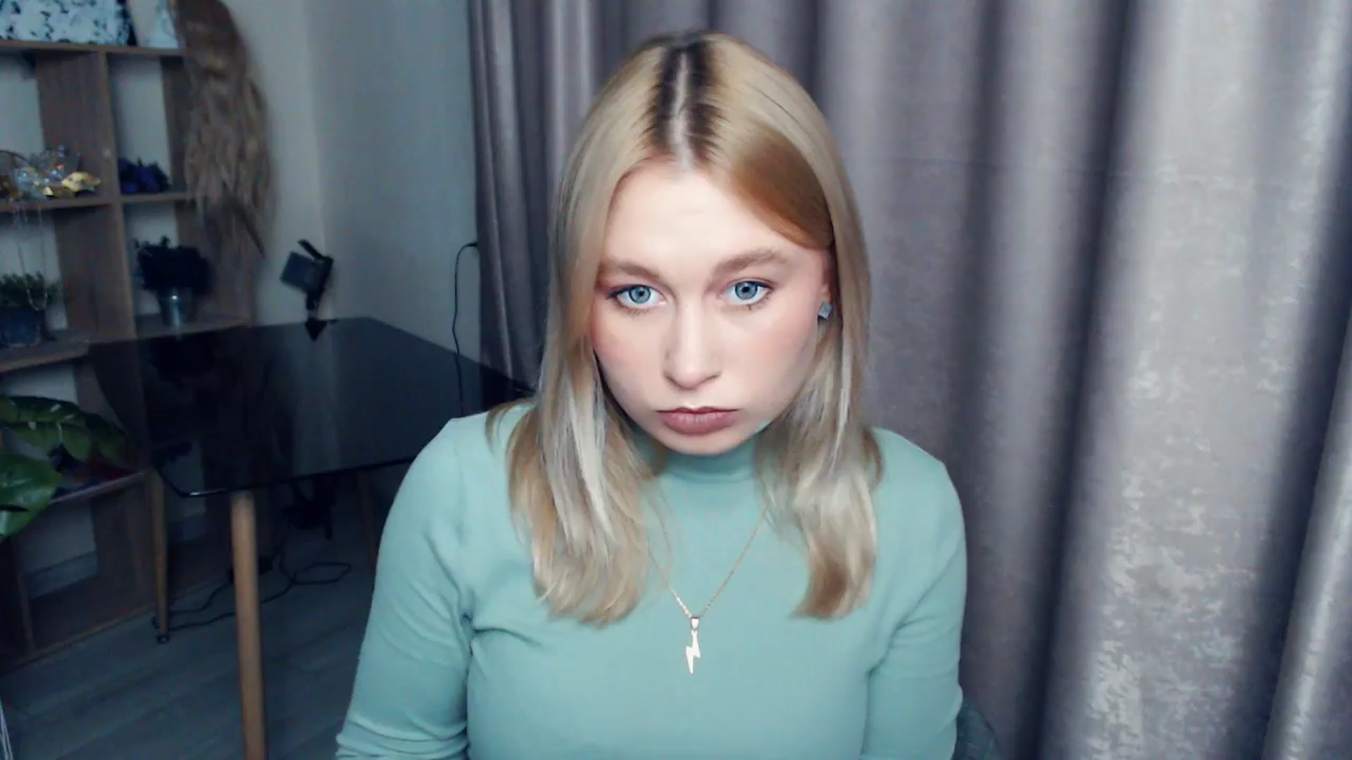 Gallery image thumbnail from Kukla_kolduna's myfreecams stream on, 12/03/2025, 15:49 image 13 of 20
