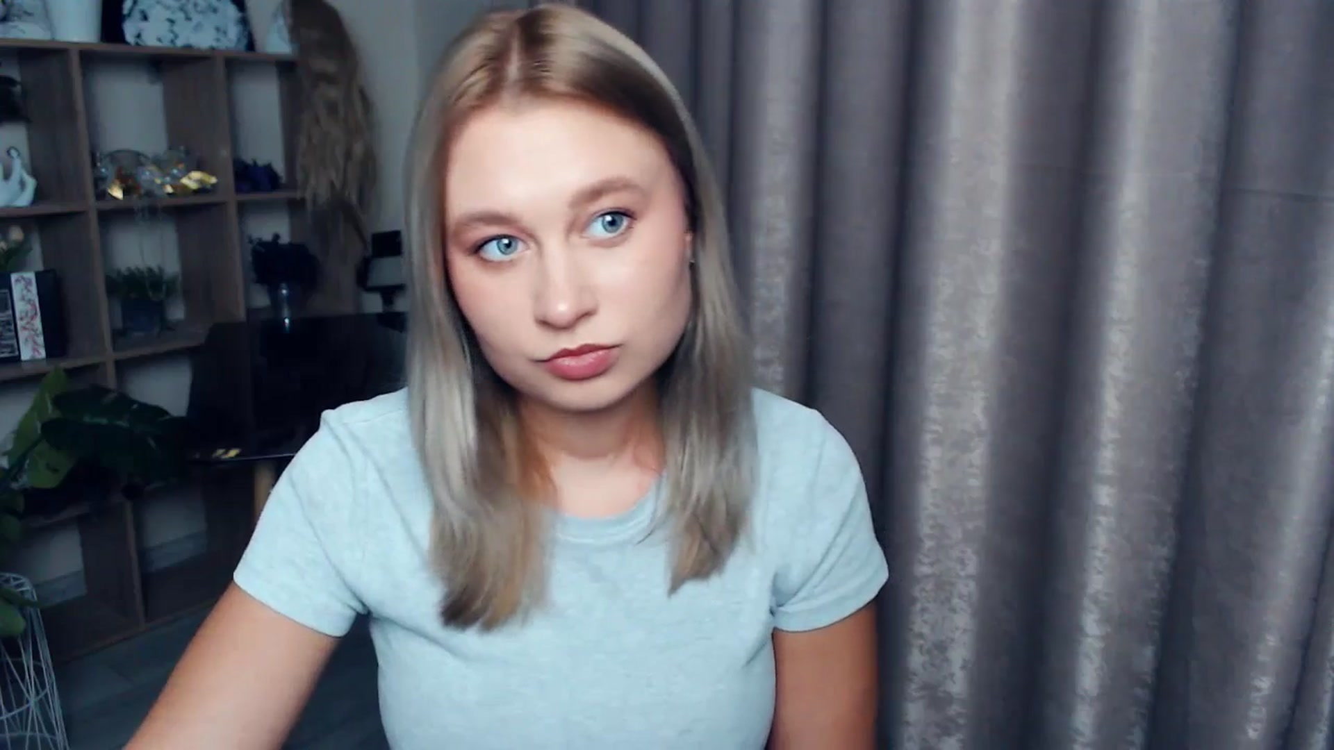 Gallery image thumbnail from Kukla_kolduna's myfreecams stream on, 12/04/2025, 16:22 image 11 of 20
