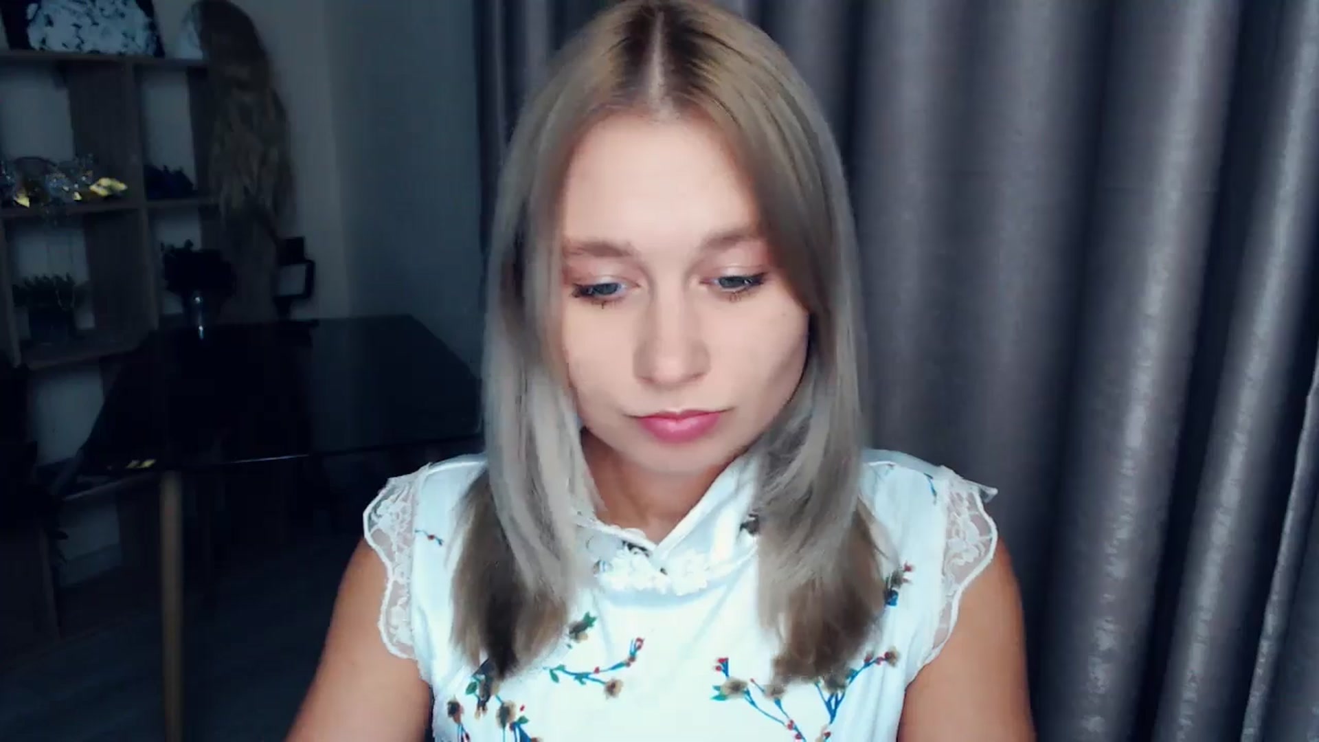Gallery image thumbnail from Kukla_kolduna's myfreecams stream on, 12/05/2025, 17:07 image 10 of 20
