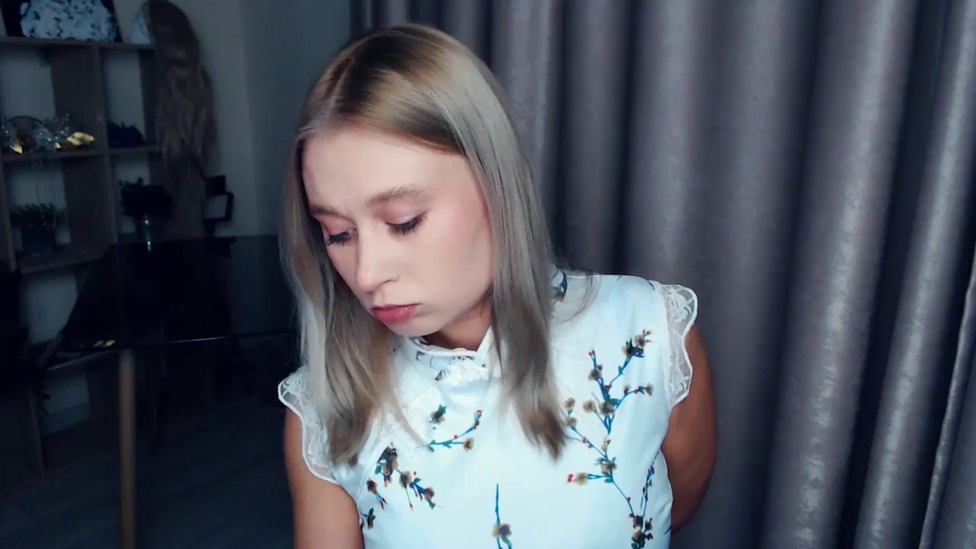 Gallery image thumbnail from Kukla_kolduna's myfreecams stream on, 12/05/2025, 17:07 image 4 of 20